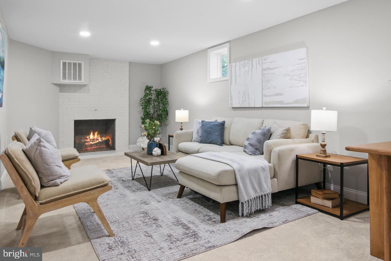 Real estate listing preview #28