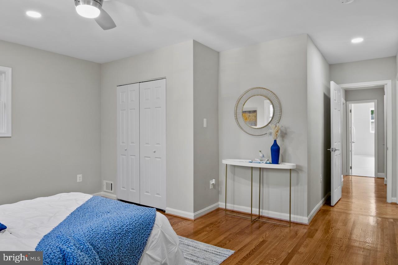 Real estate listing preview #19