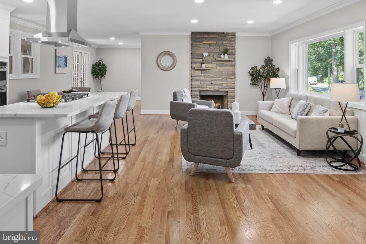 Real estate listing preview #4