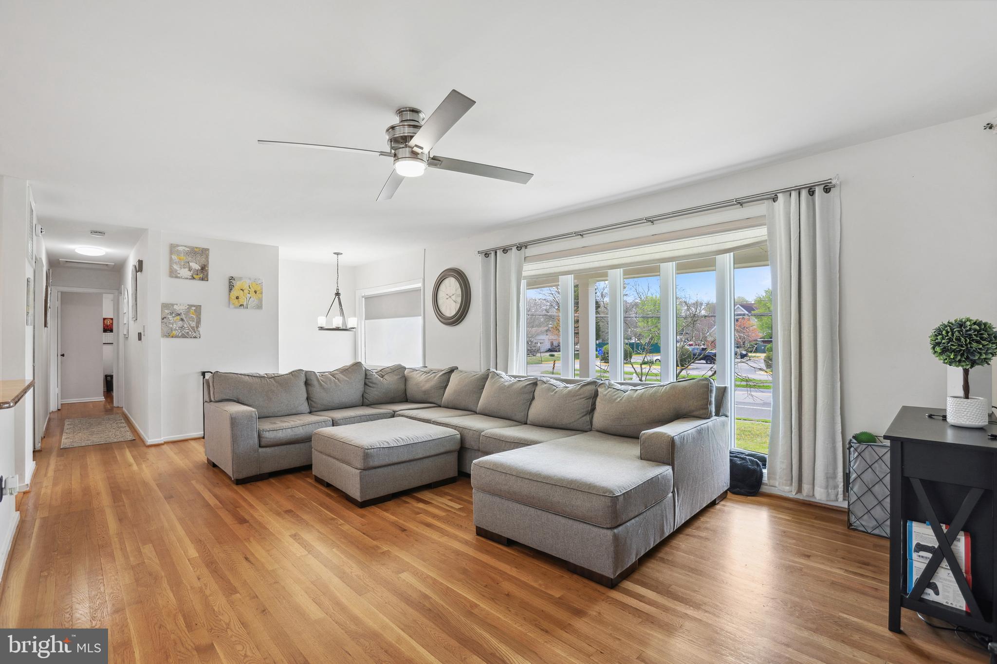 Real estate listing preview #5