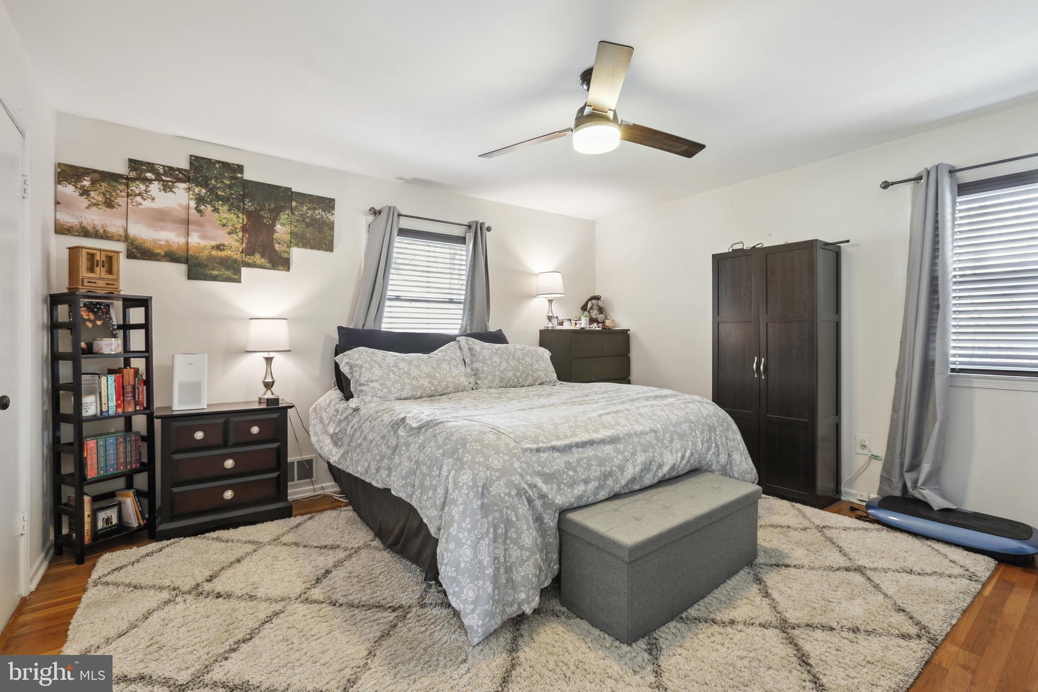 Real estate listing preview #15