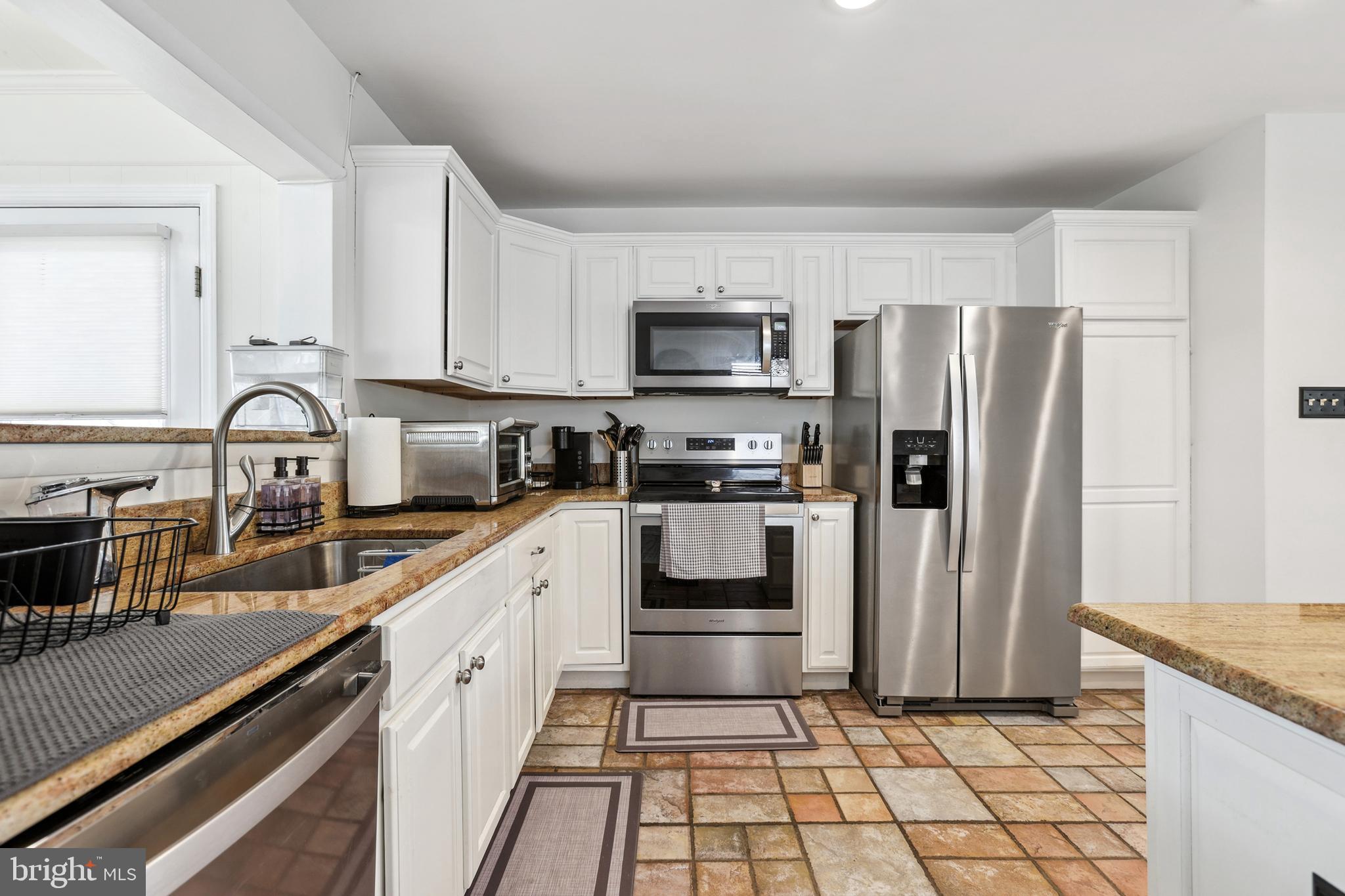 Real estate listing preview #9