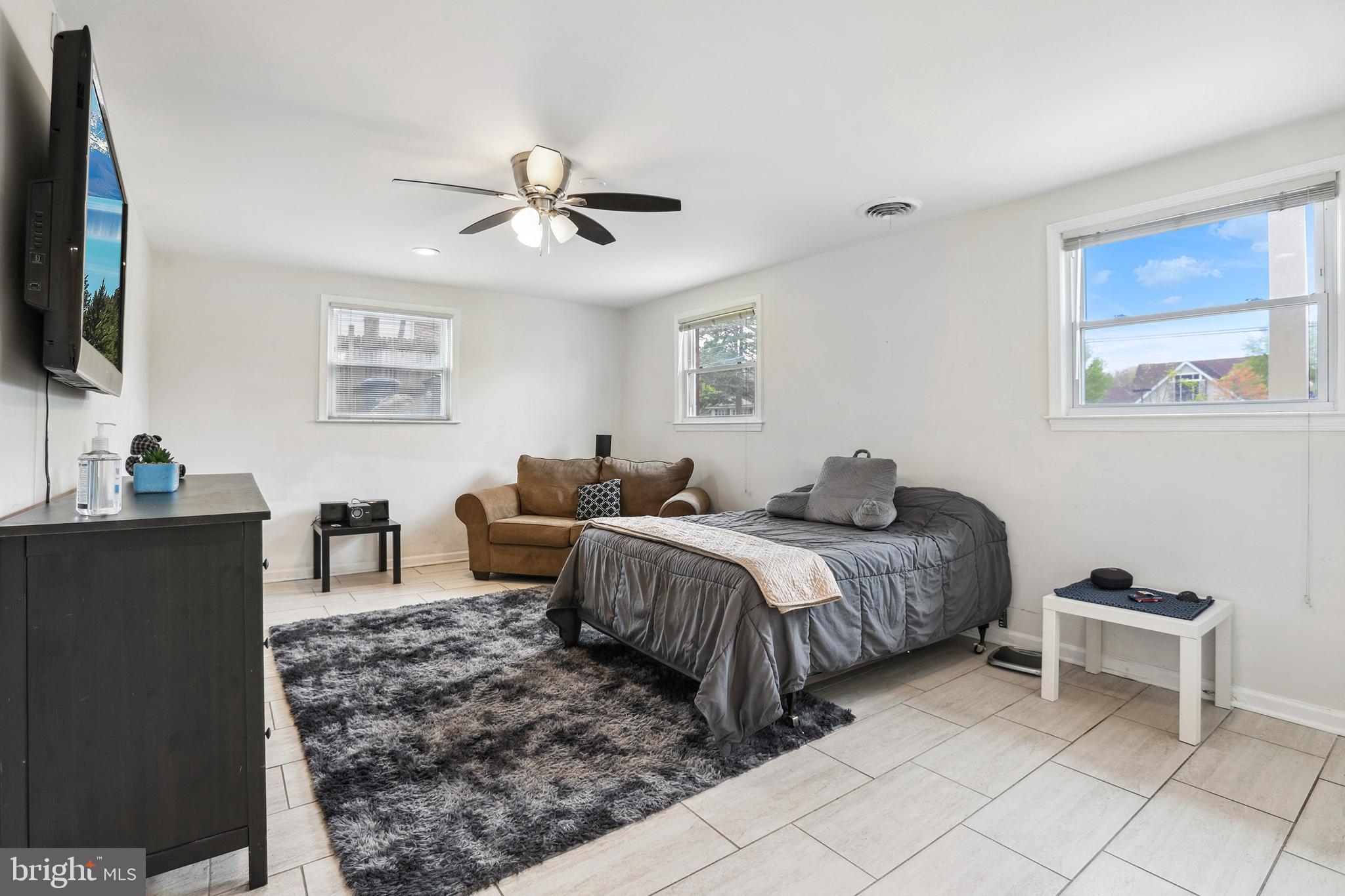 Real estate listing preview #22