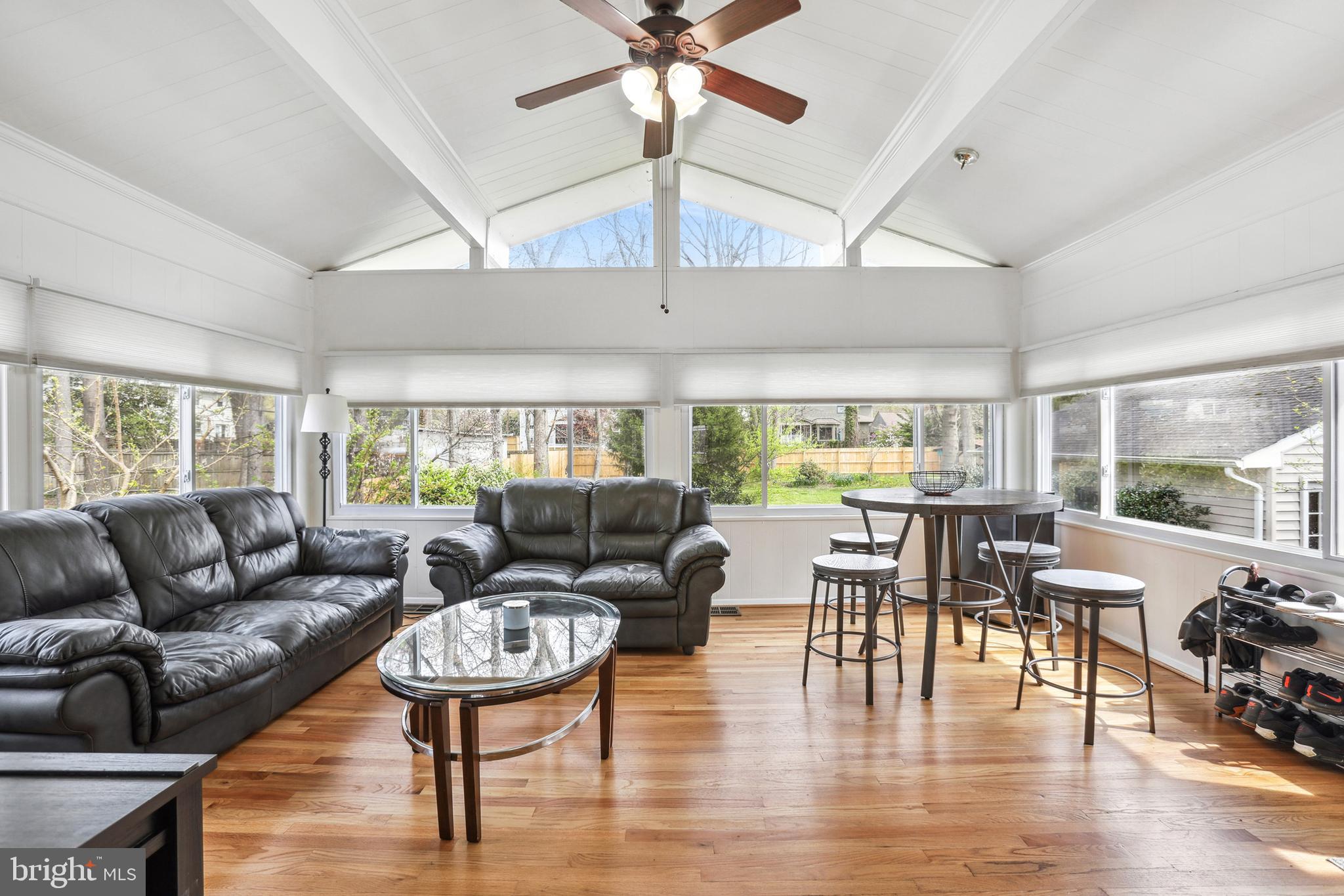 Real estate listing preview #12