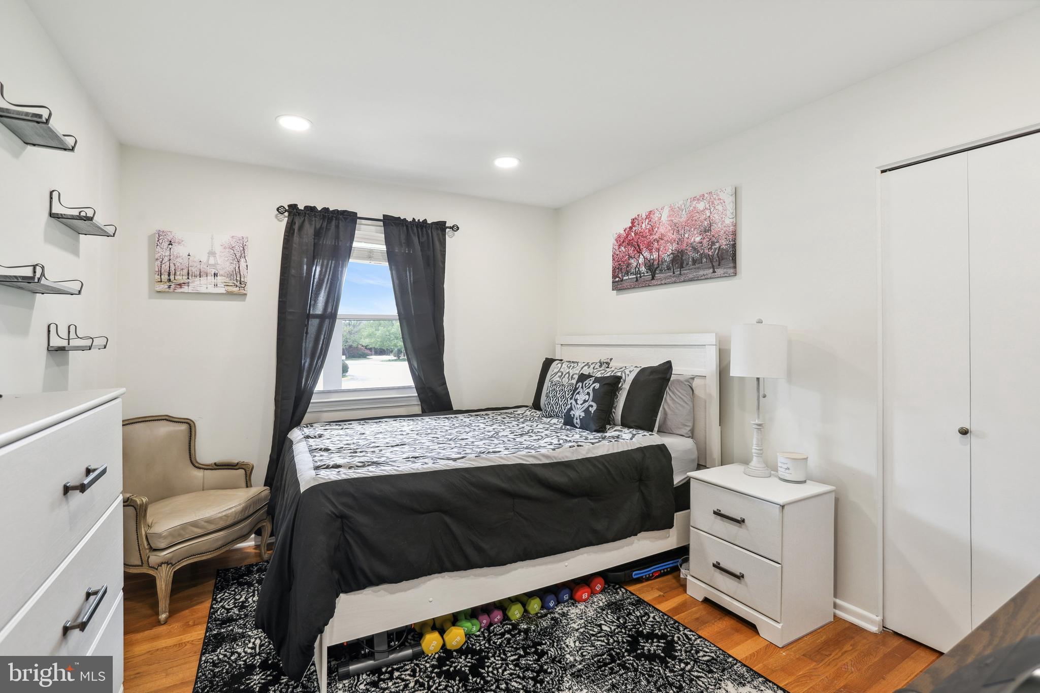 Real estate listing preview #20