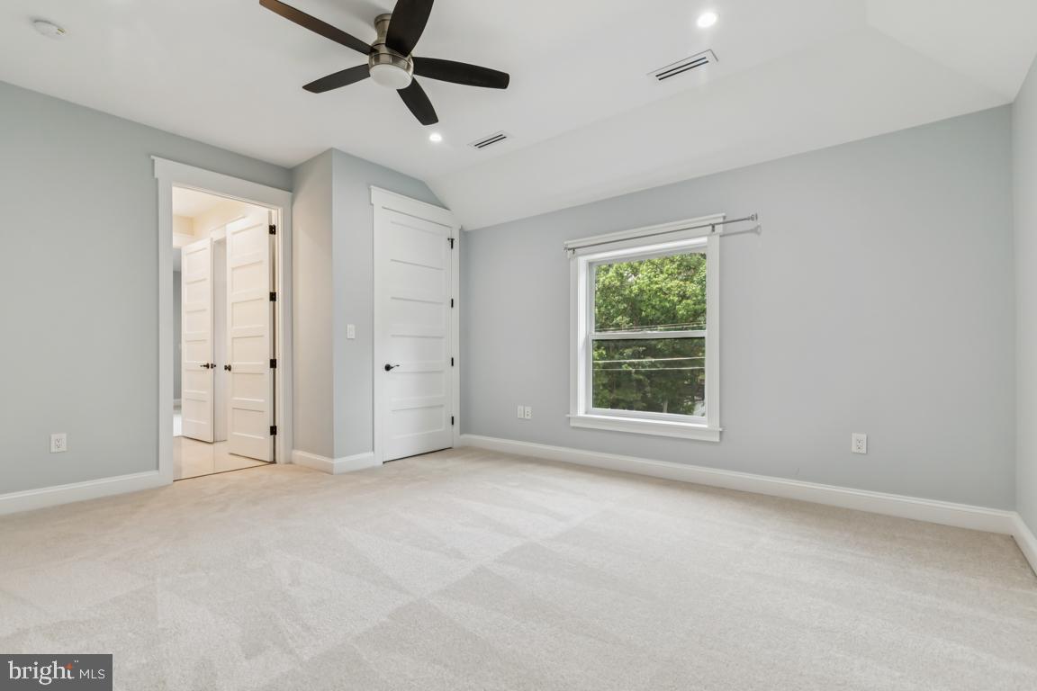 Real estate listing preview #19