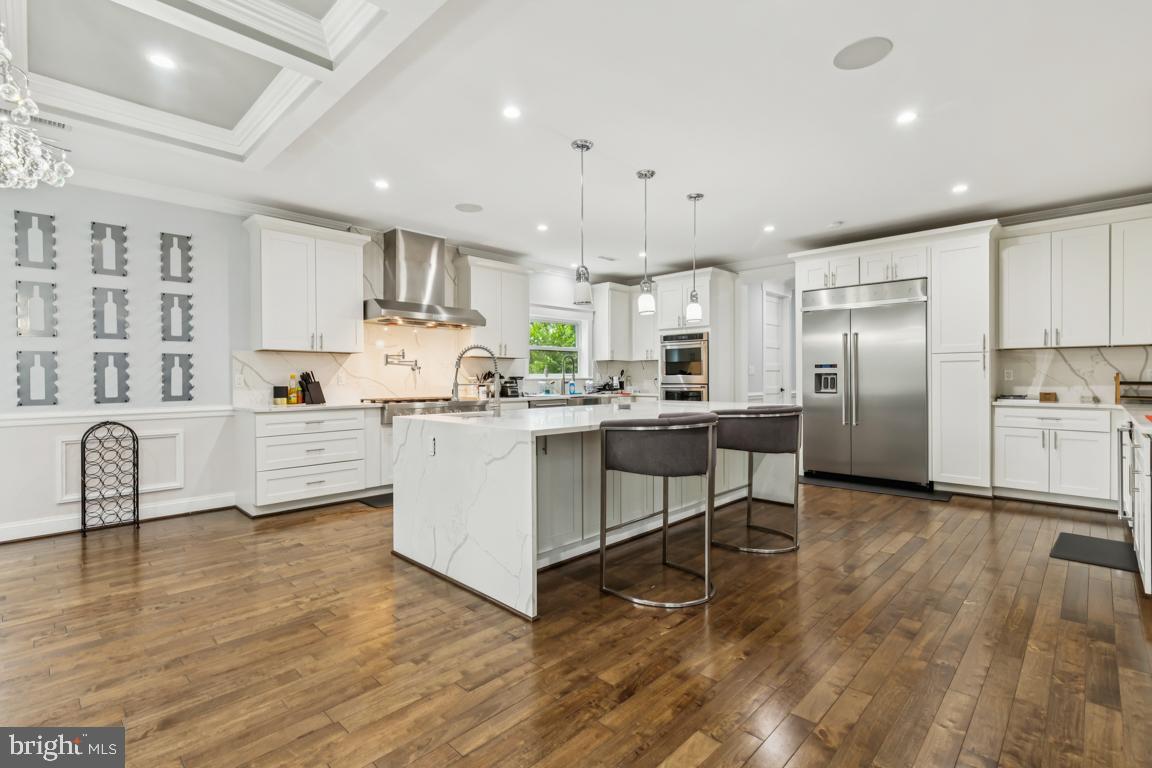 Real estate listing preview #6