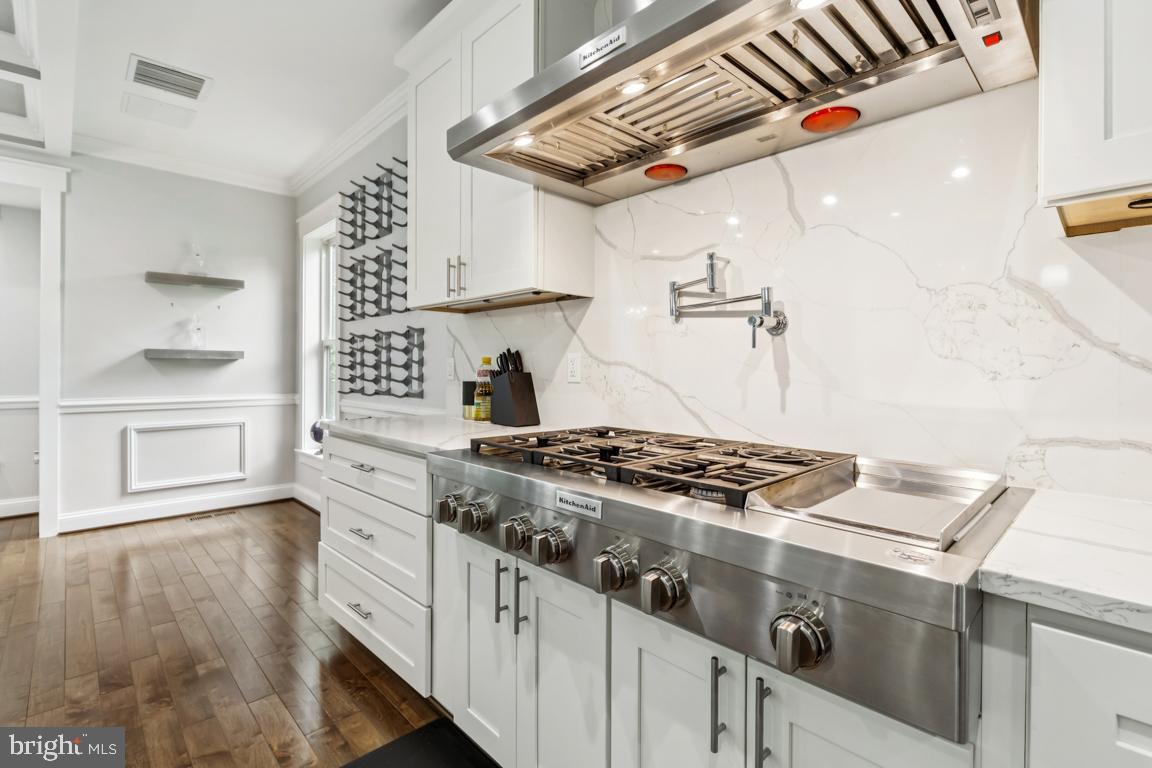 Real estate listing preview #7