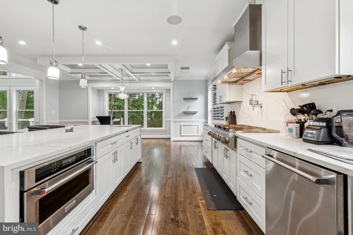 Real estate listing preview #9