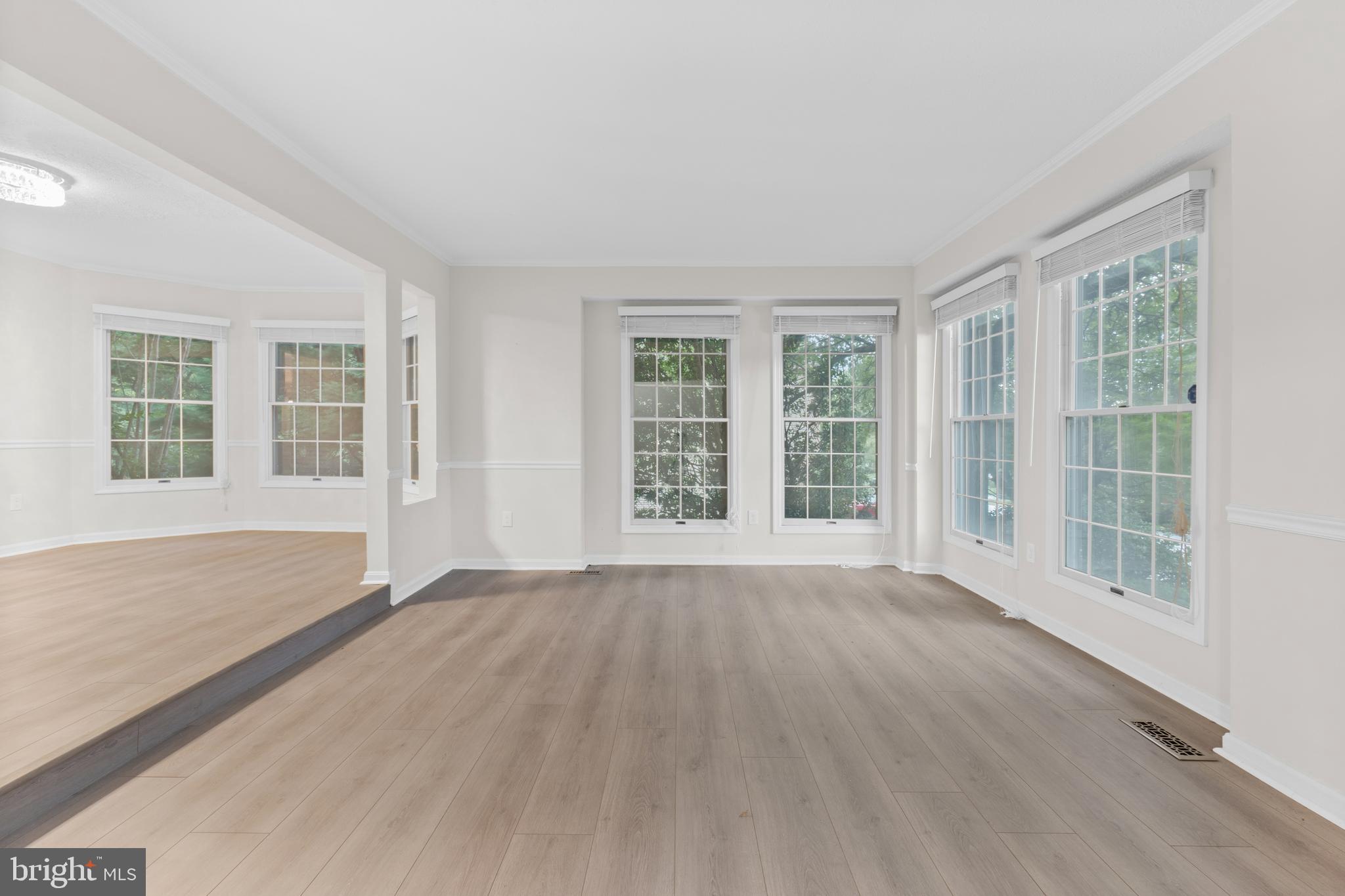 Real estate listing preview #16