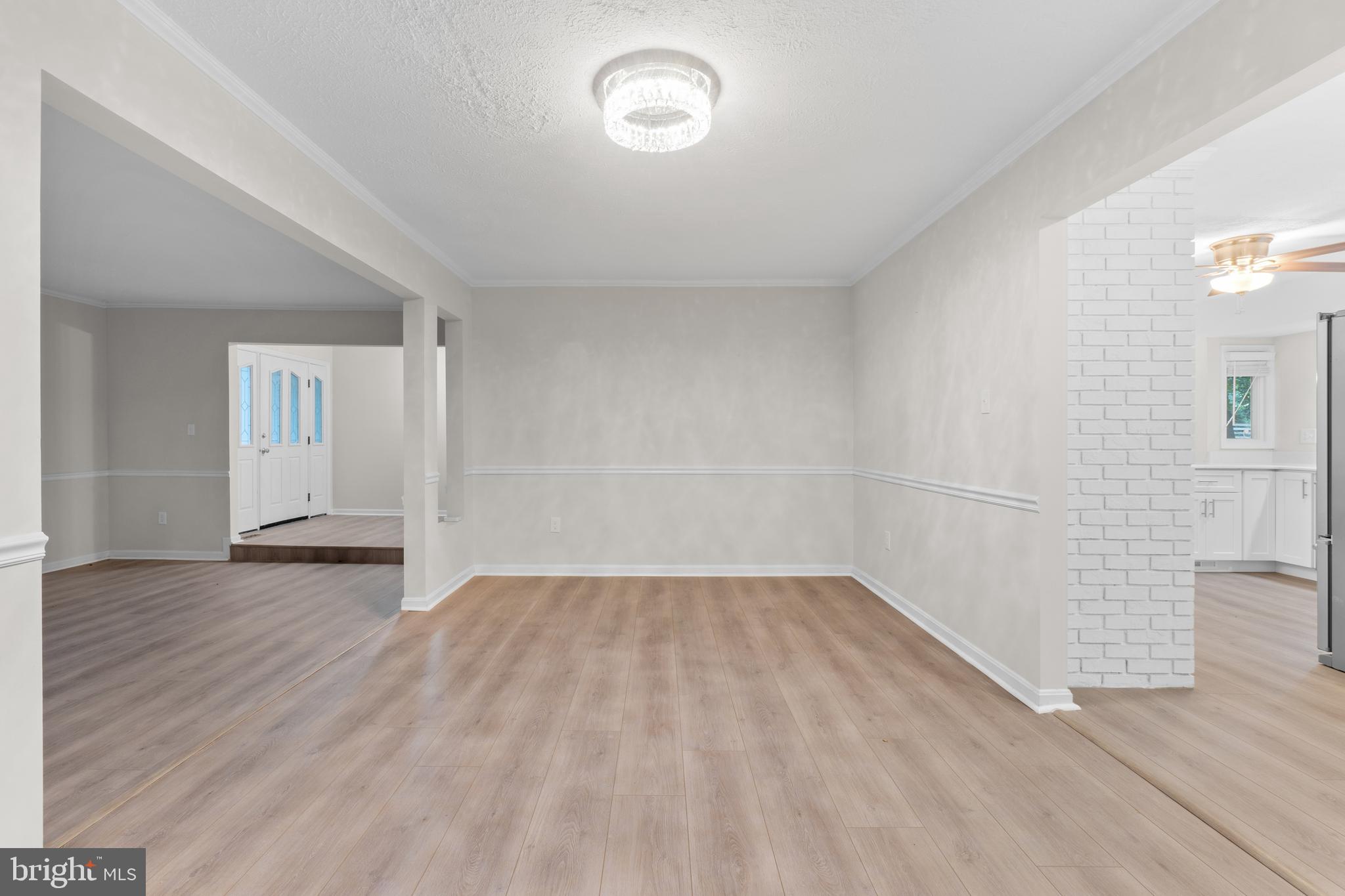 Real estate listing preview #18