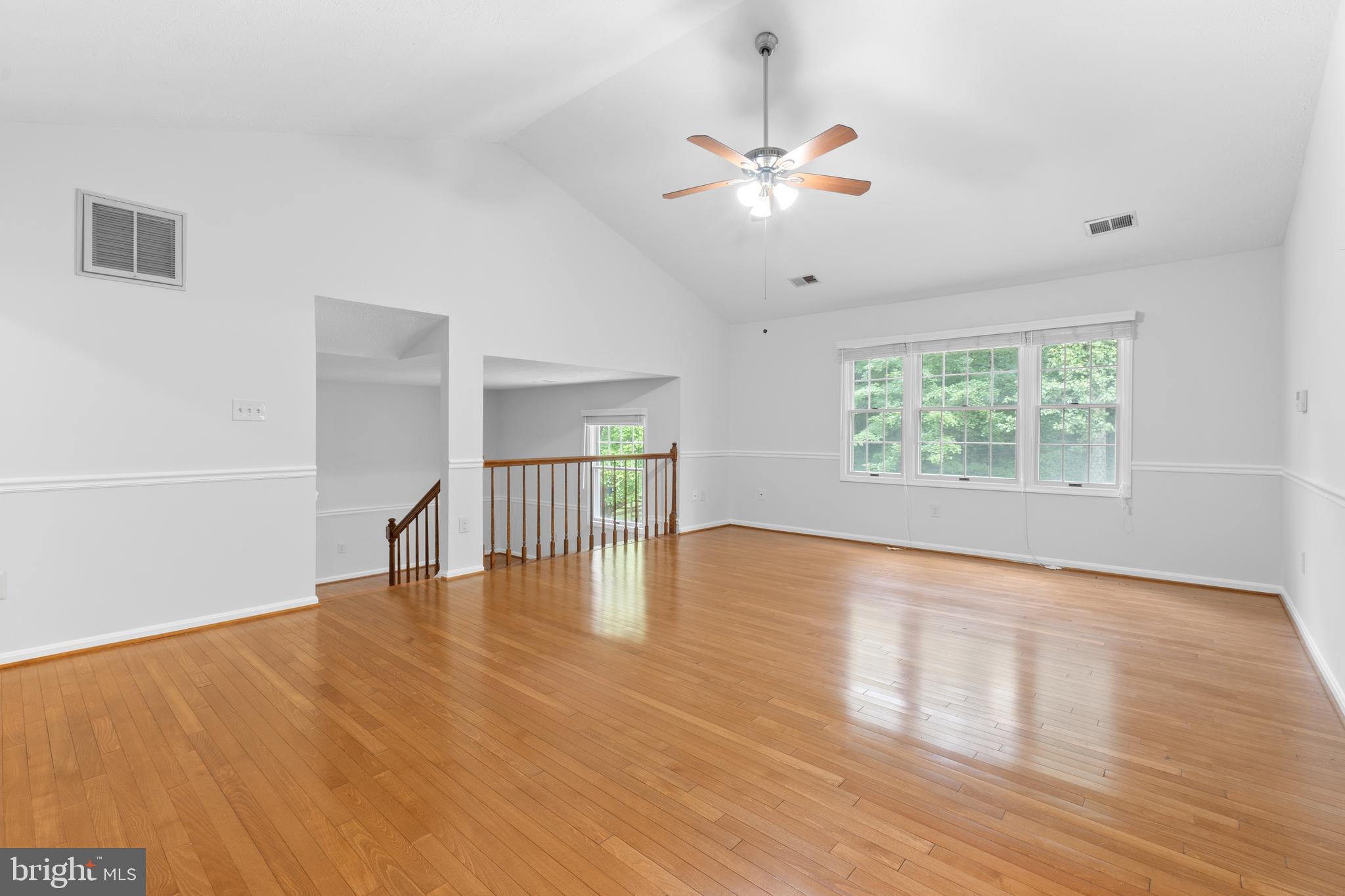 Real estate listing preview #34