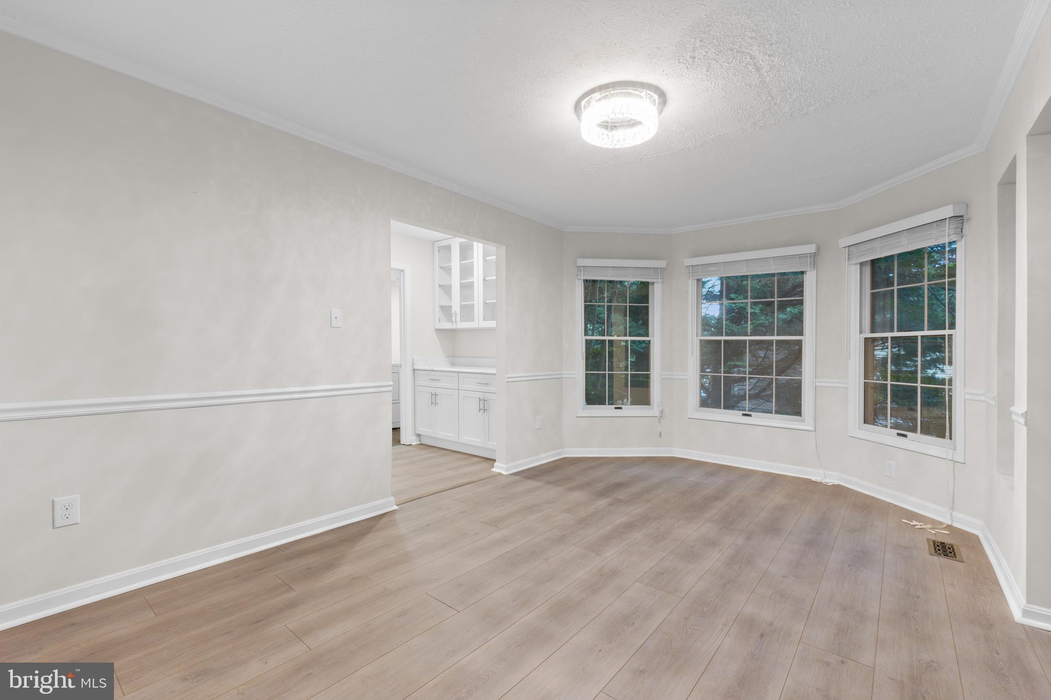 Real estate listing preview #19