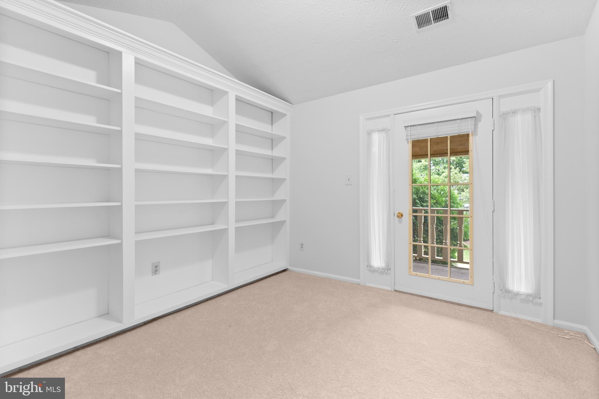 Real estate listing preview #37