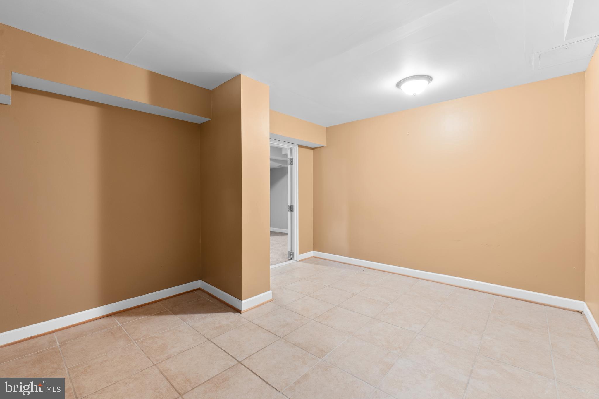 Real estate listing preview #77