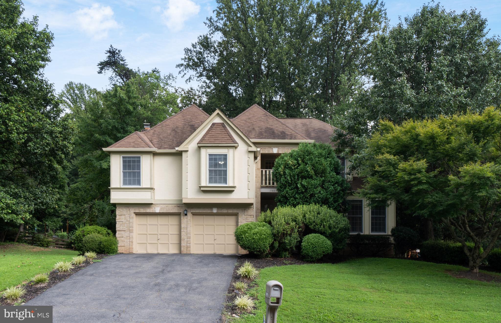 Real estate listing preview #1