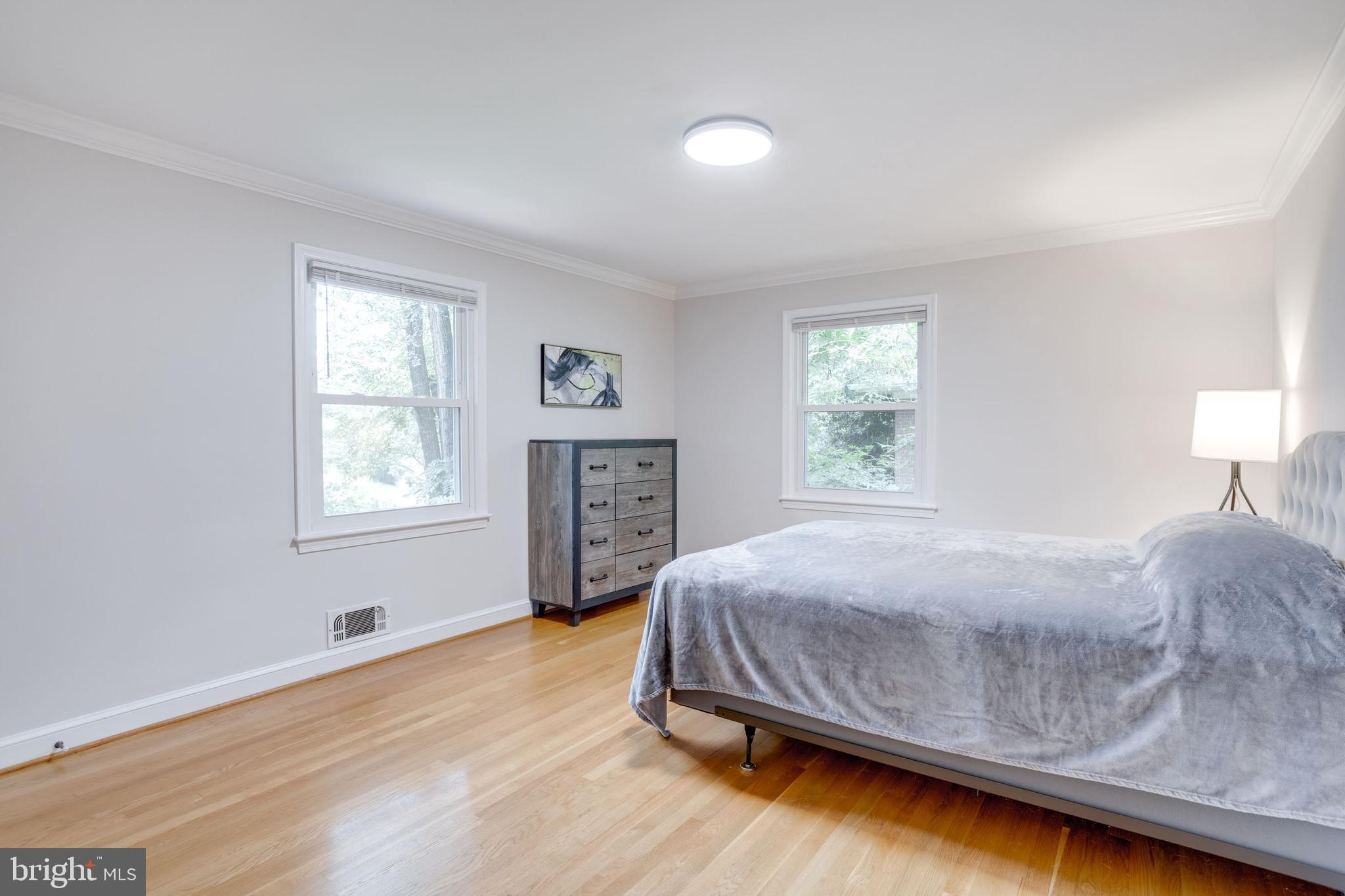 Real estate listing preview #29