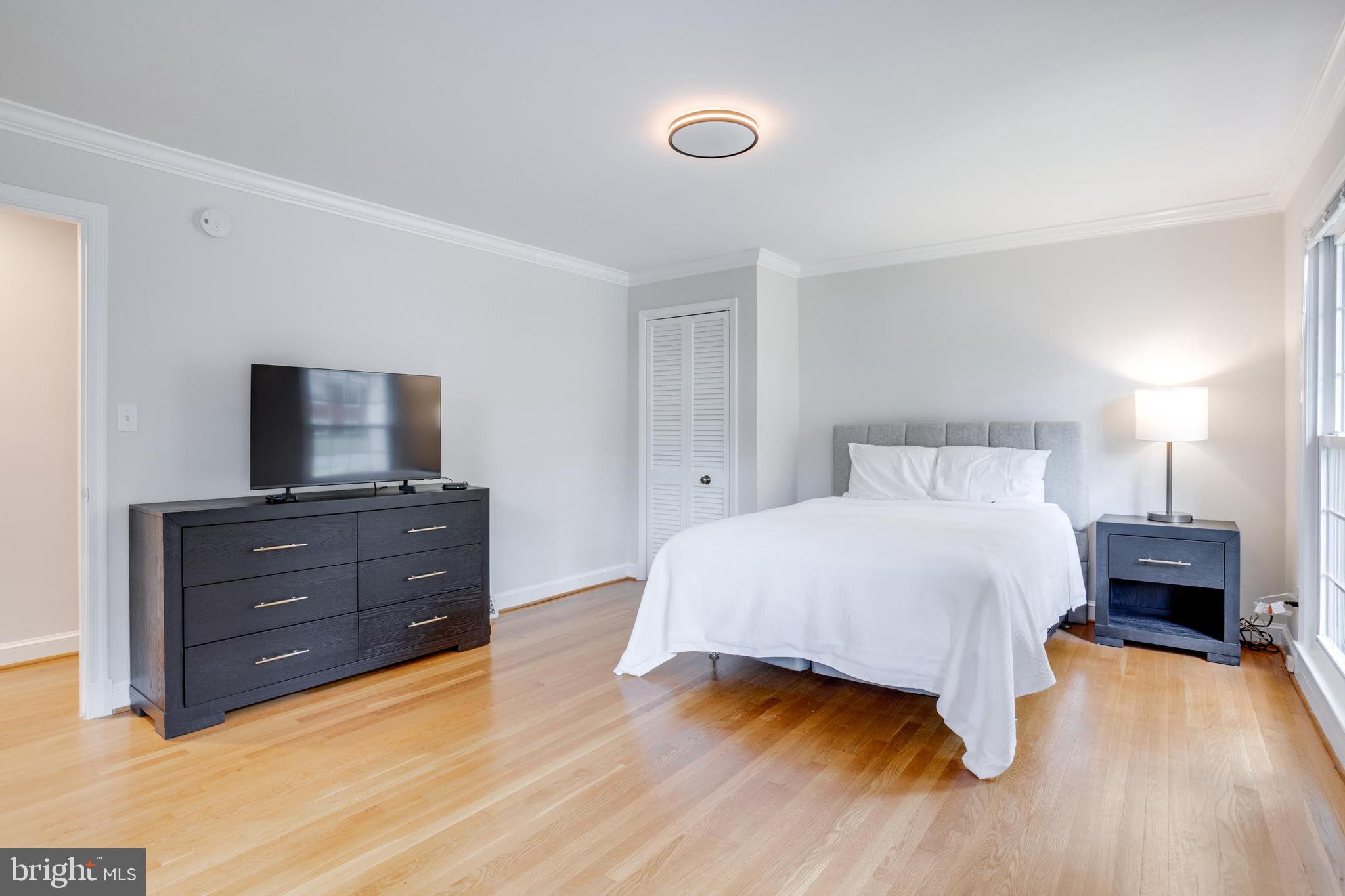 Real estate listing preview #17