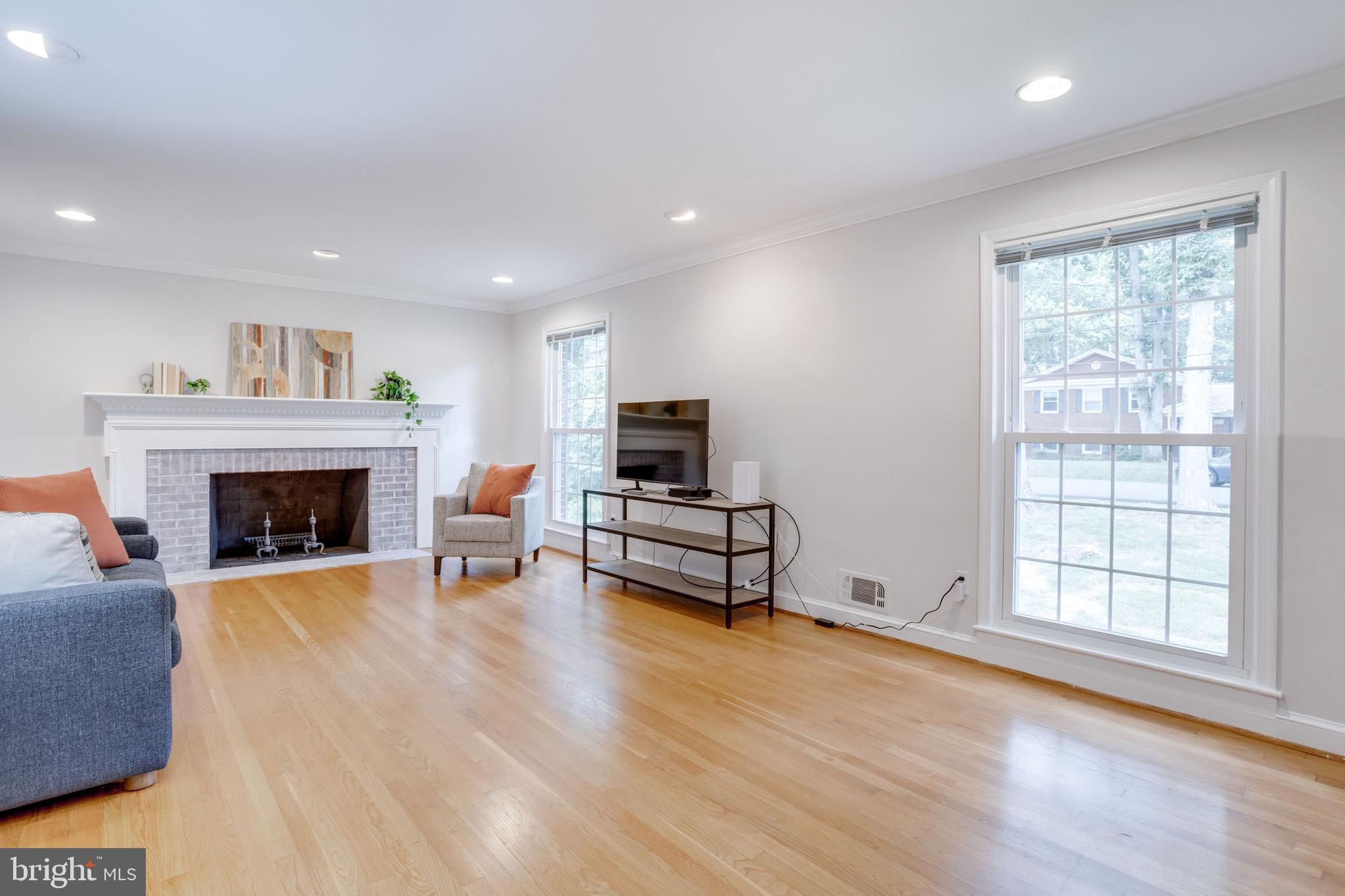 Real estate listing preview #36