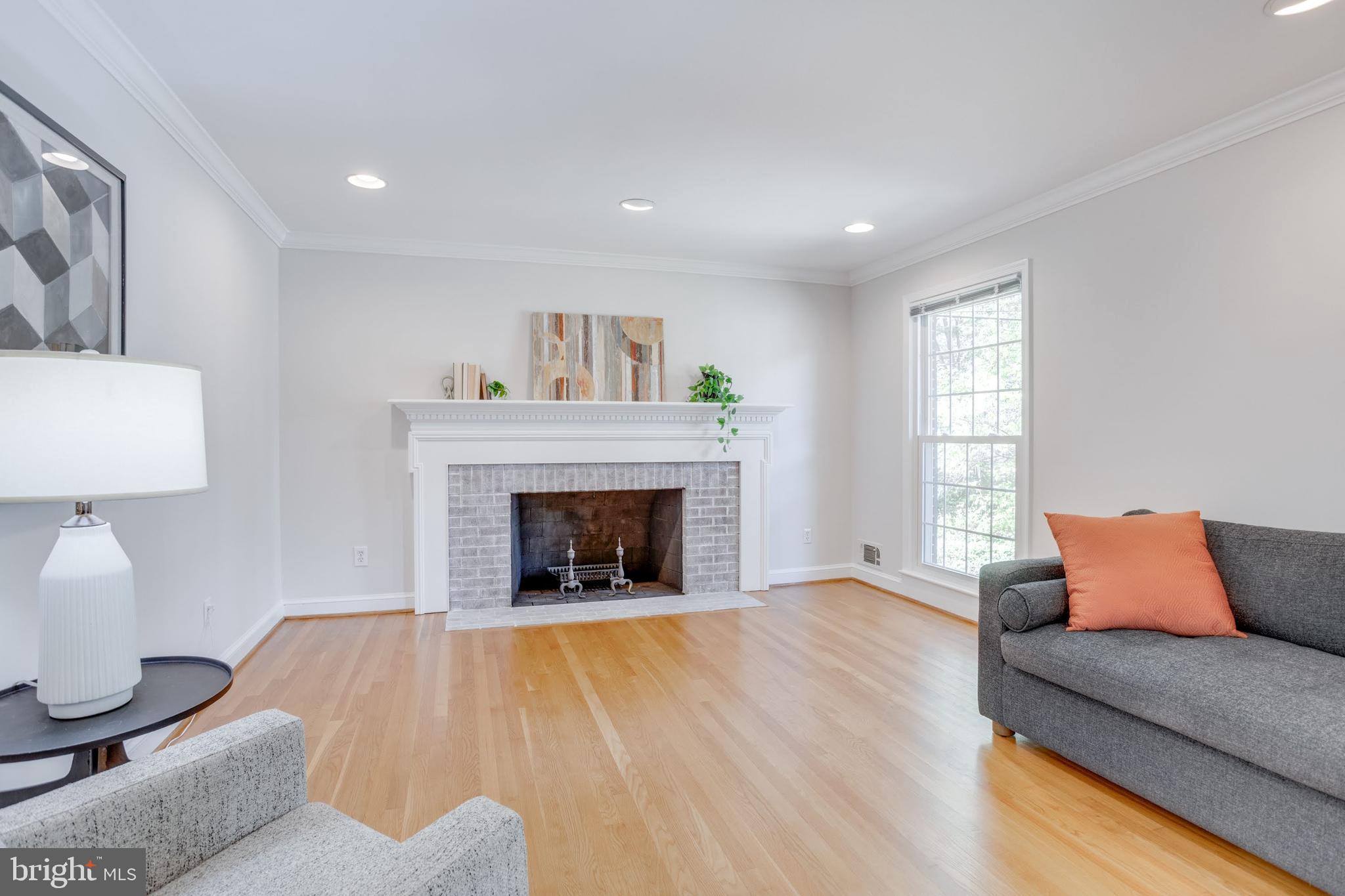 Real estate listing preview #35