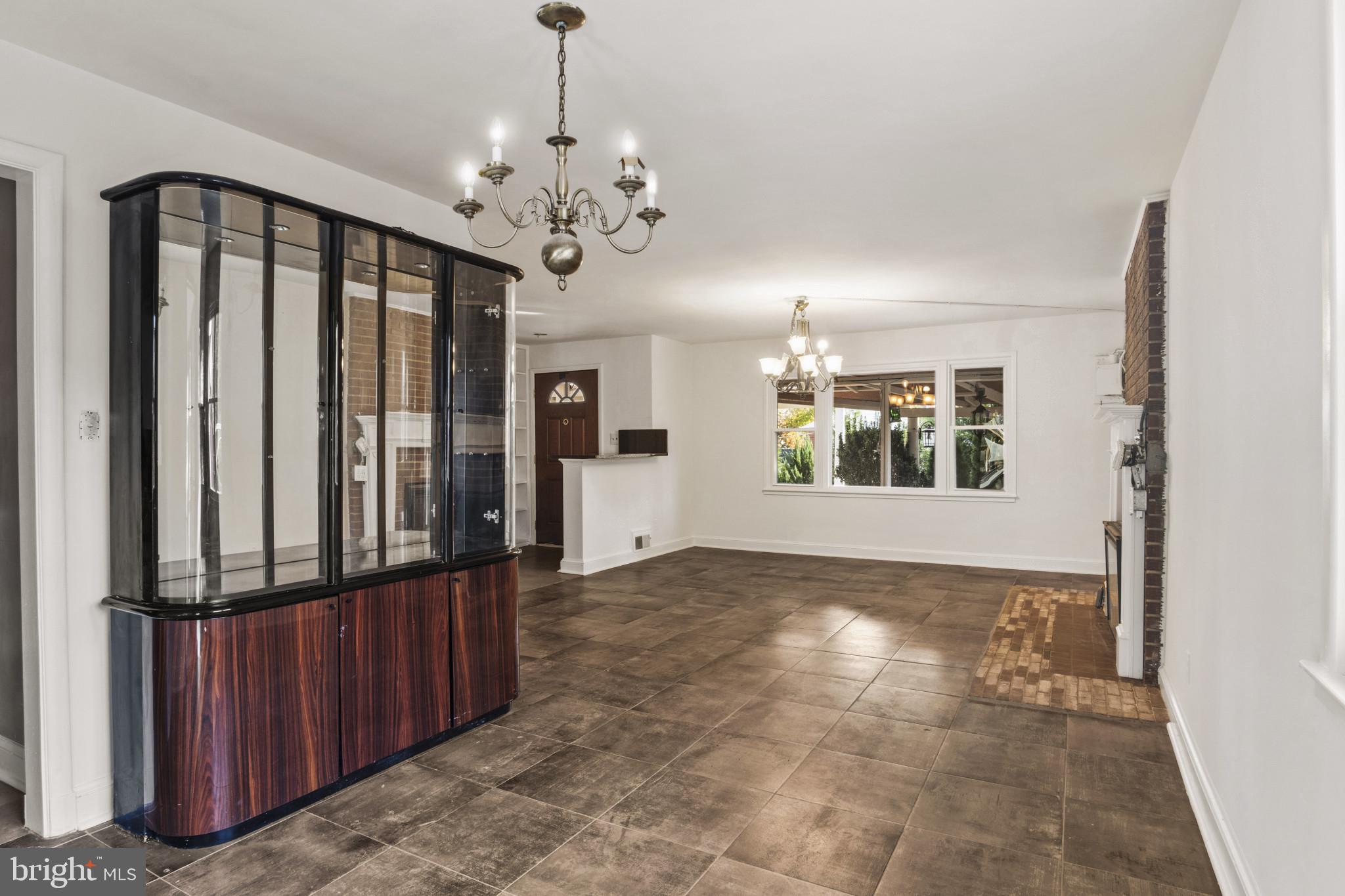 Real estate listing preview #5