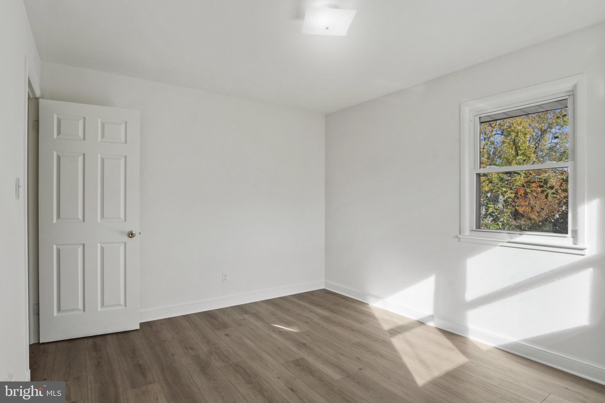 Real estate listing preview #19