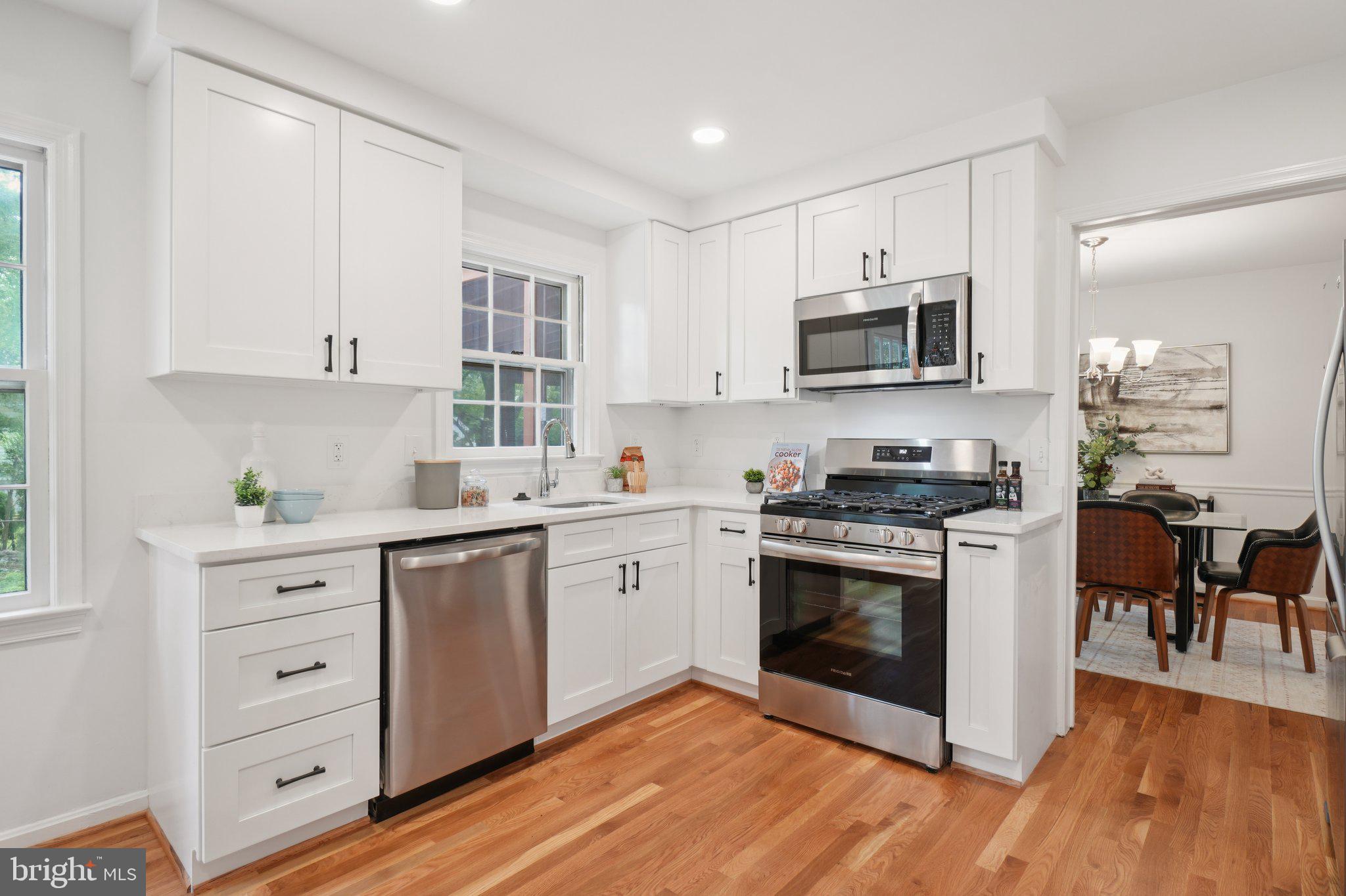 Real estate listing preview #9