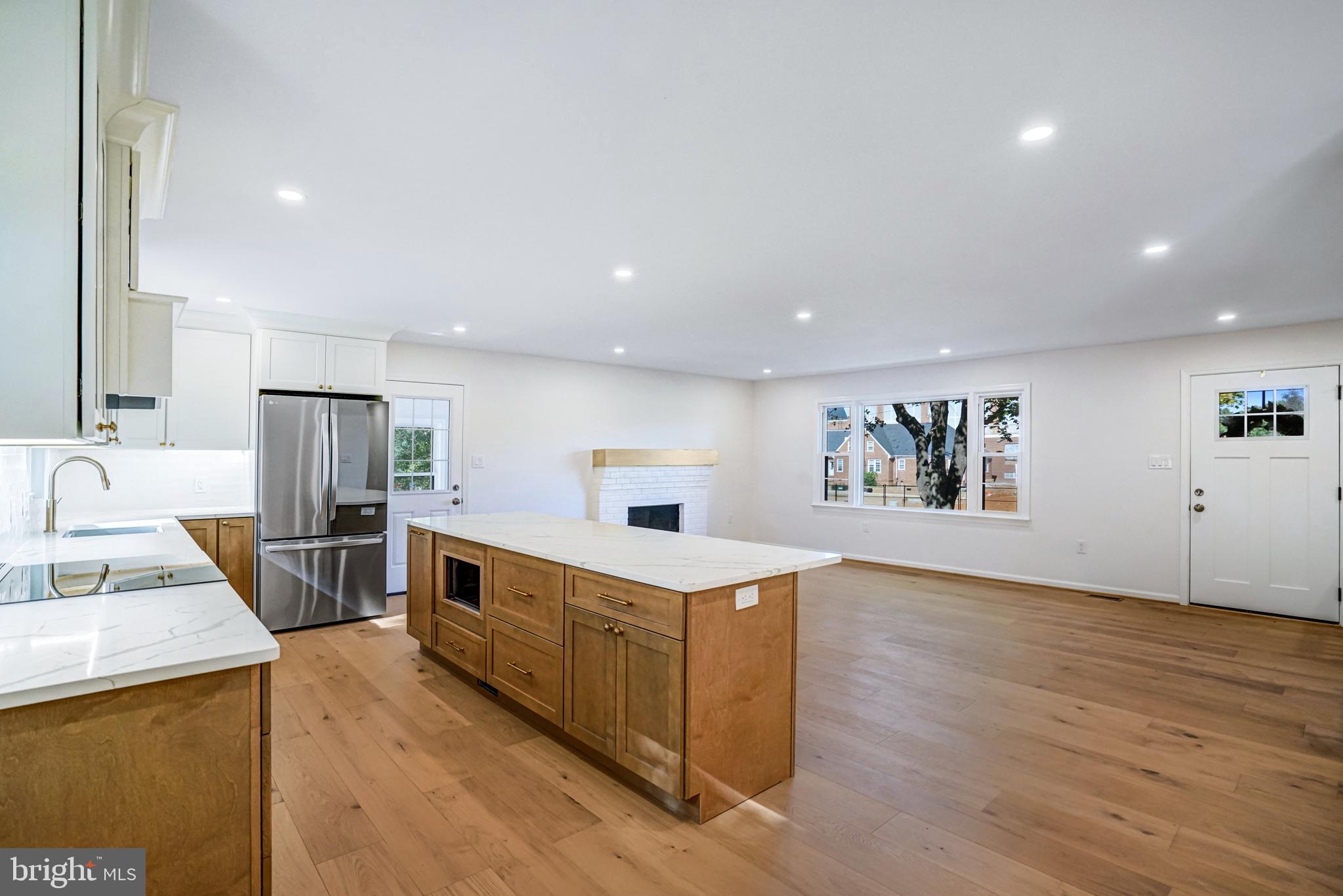 Real estate listing preview #10