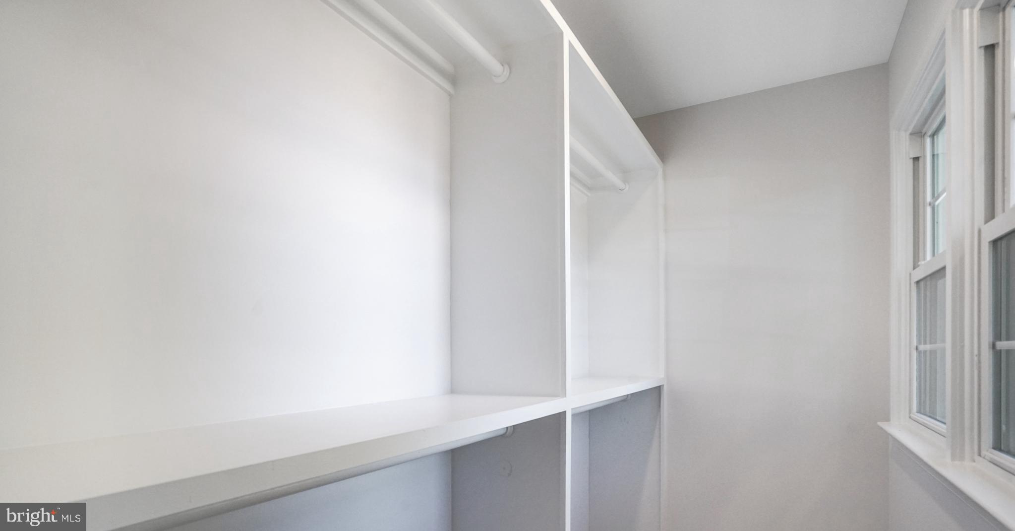 Real estate listing preview #18