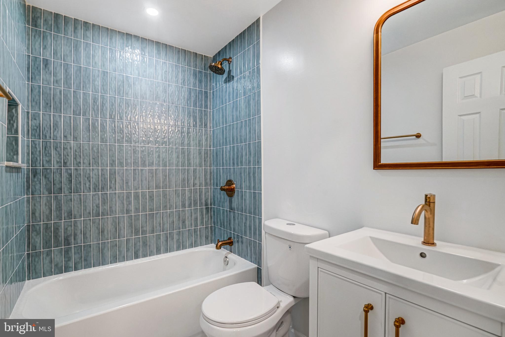 Real estate listing preview #25