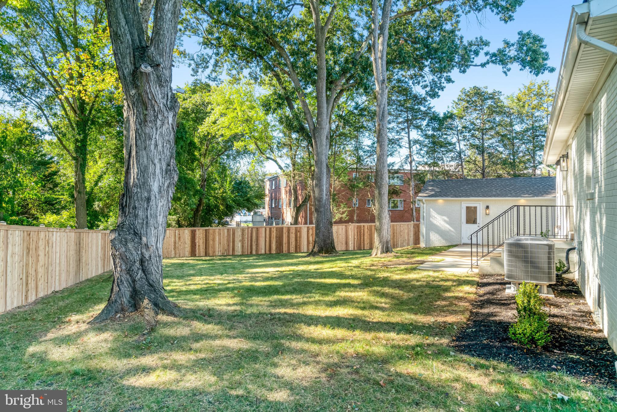 Real estate listing preview #51