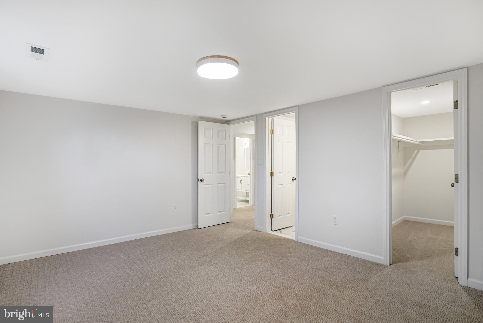 Real estate listing preview #32