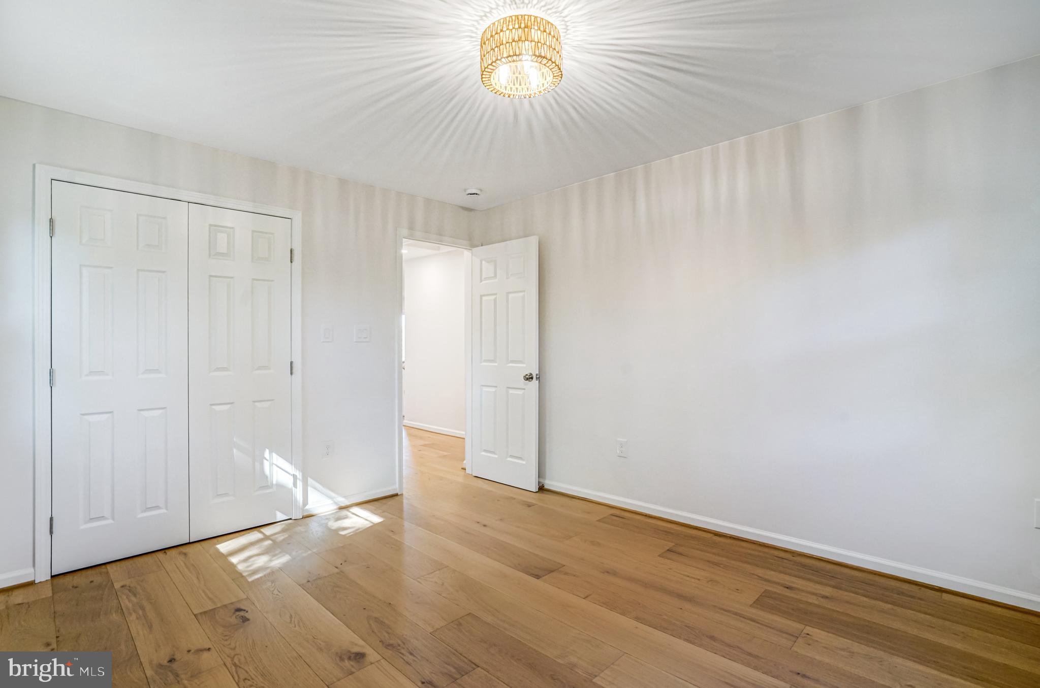 Real estate listing preview #23