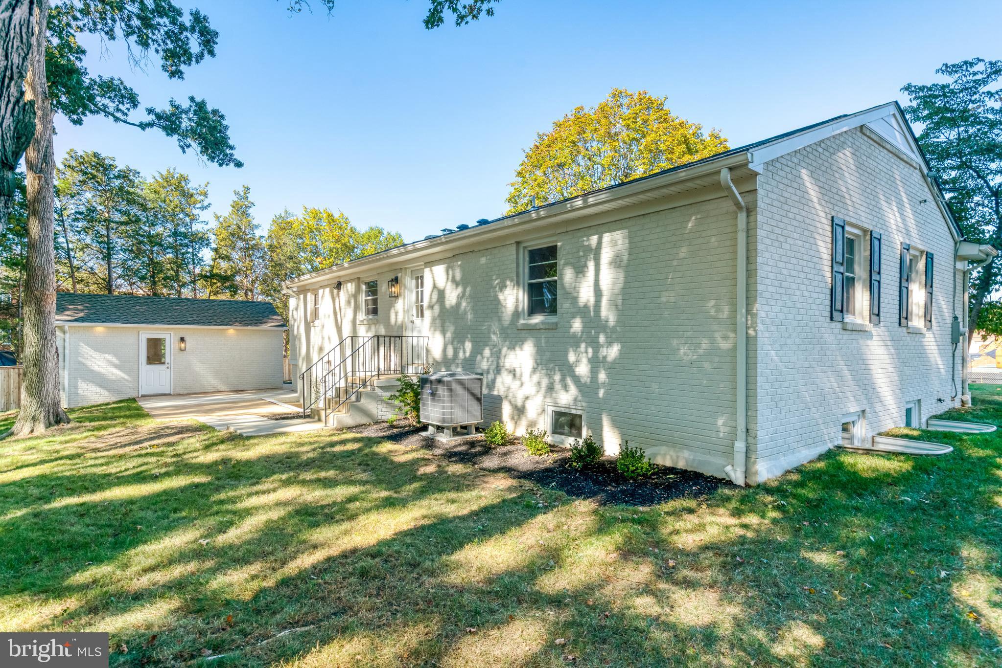 Real estate listing preview #53