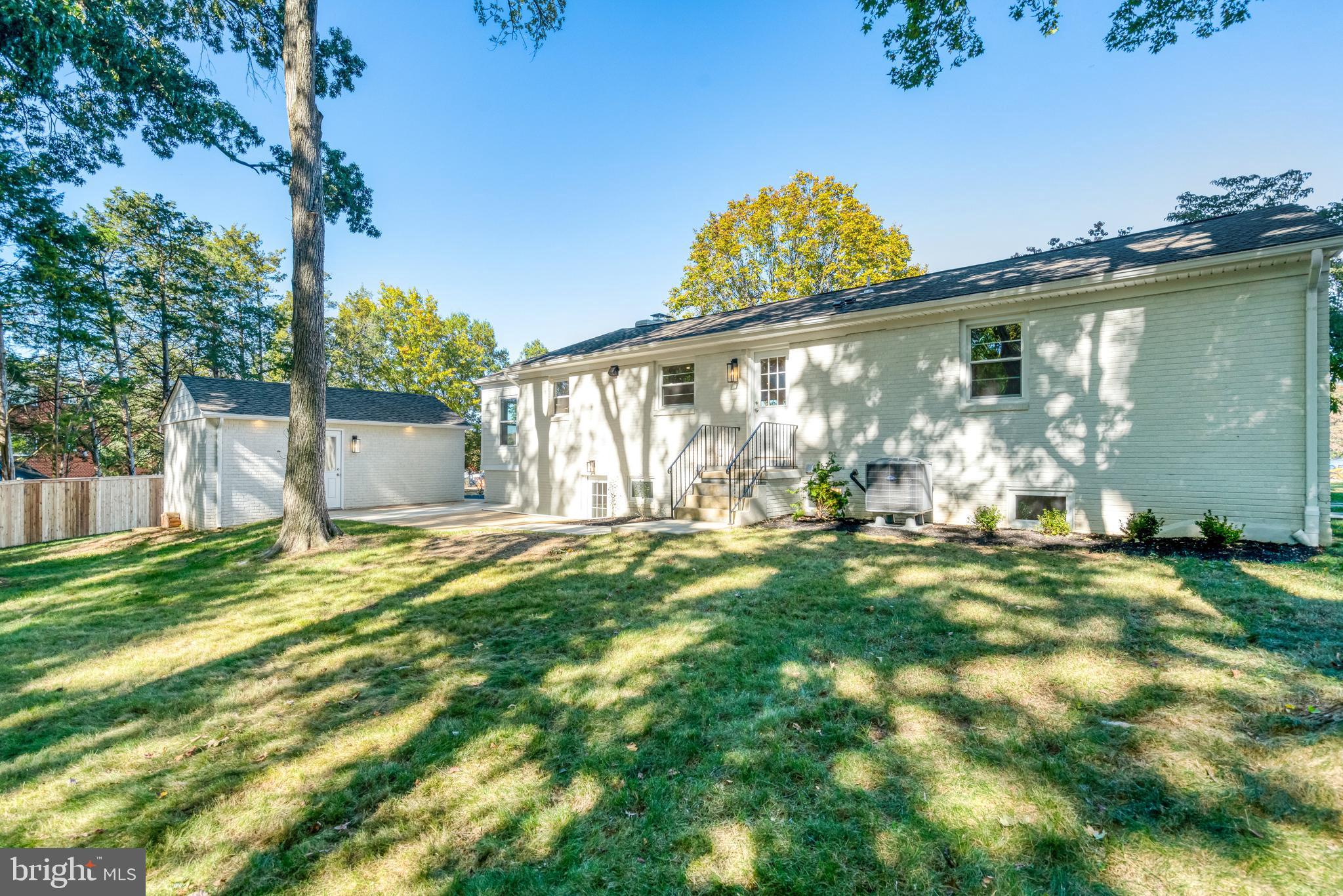 Real estate listing preview #49