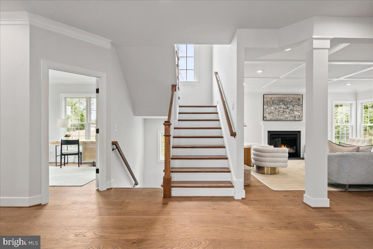 Real estate listing preview #6