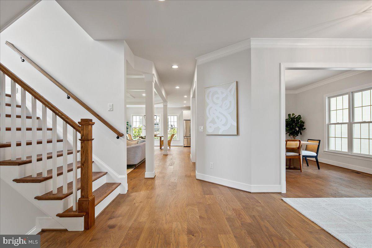 Real estate listing preview #10