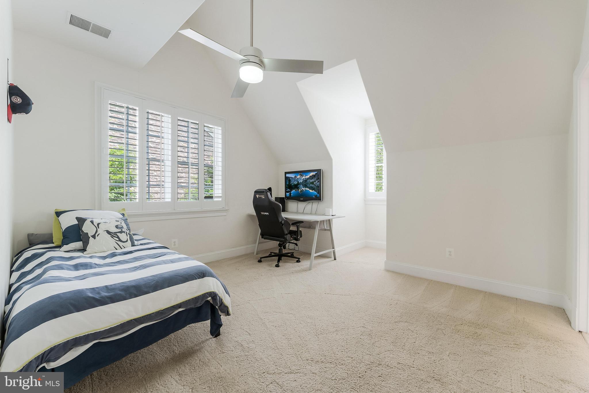 Real estate listing preview #47