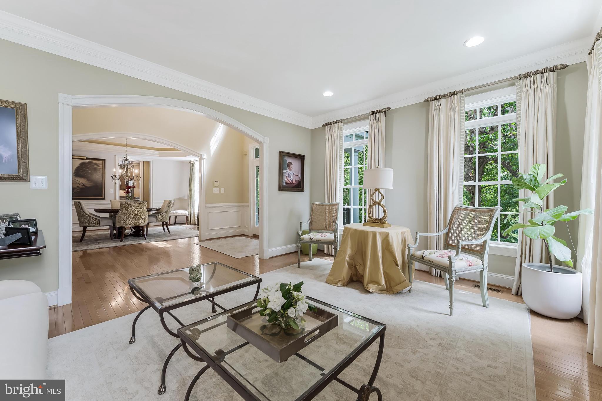 Real estate listing preview #7