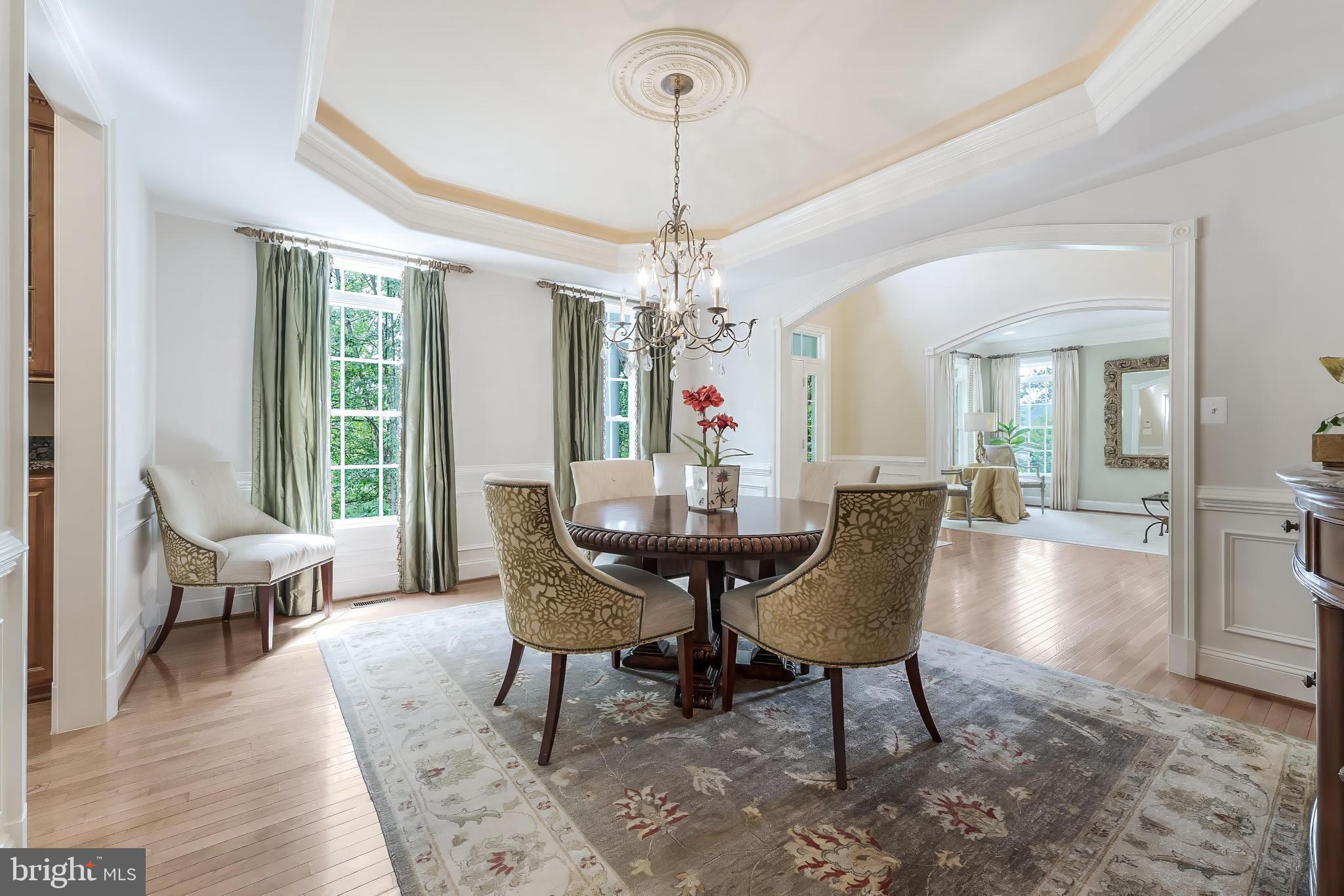 Real estate listing preview #10