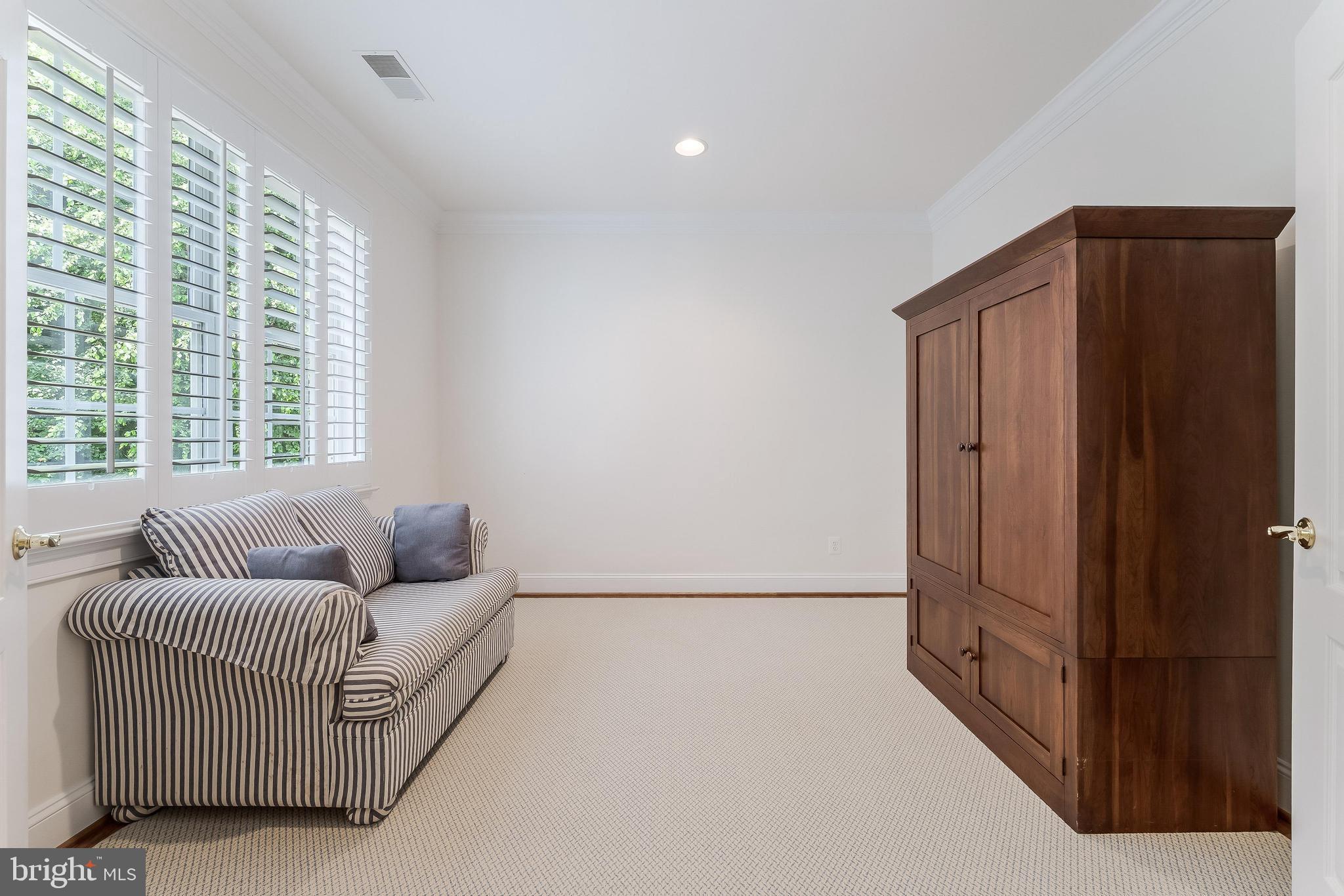 Real estate listing preview #39