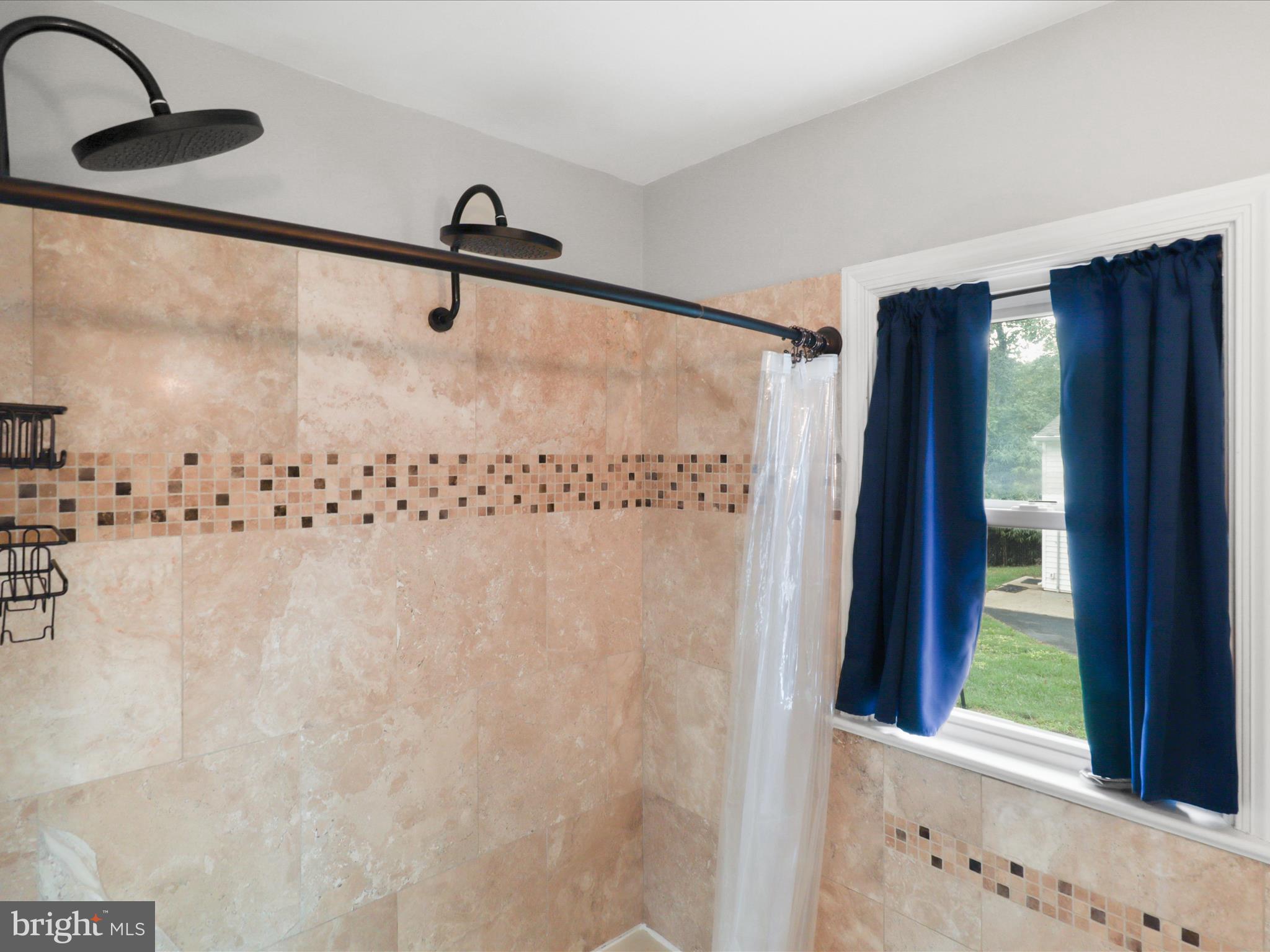 Real estate listing preview #25