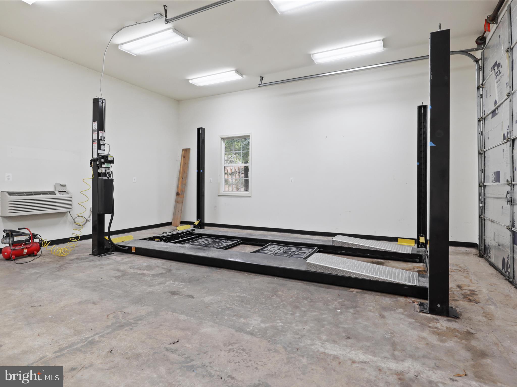 Real estate listing preview #58