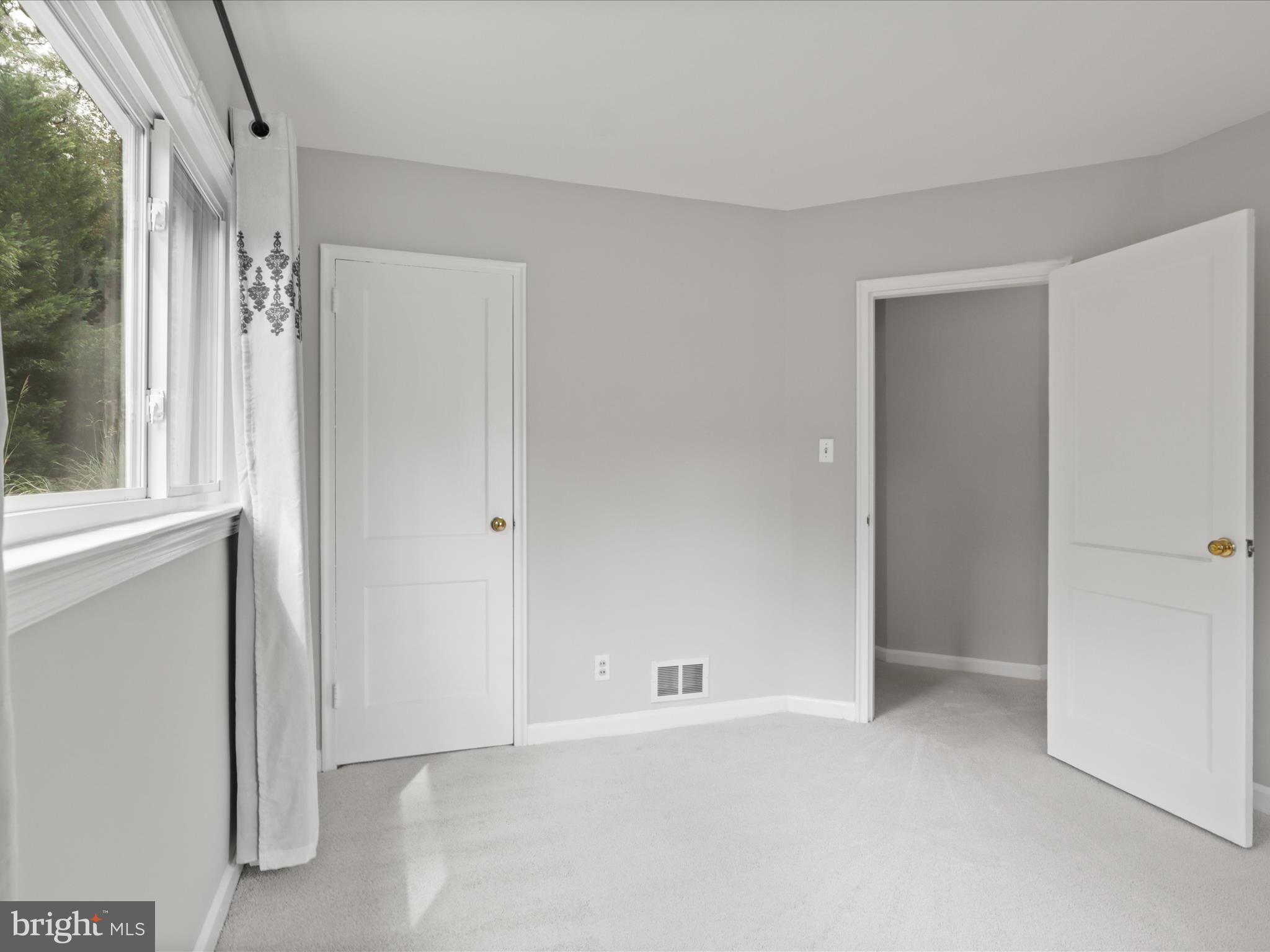 Real estate listing preview #27