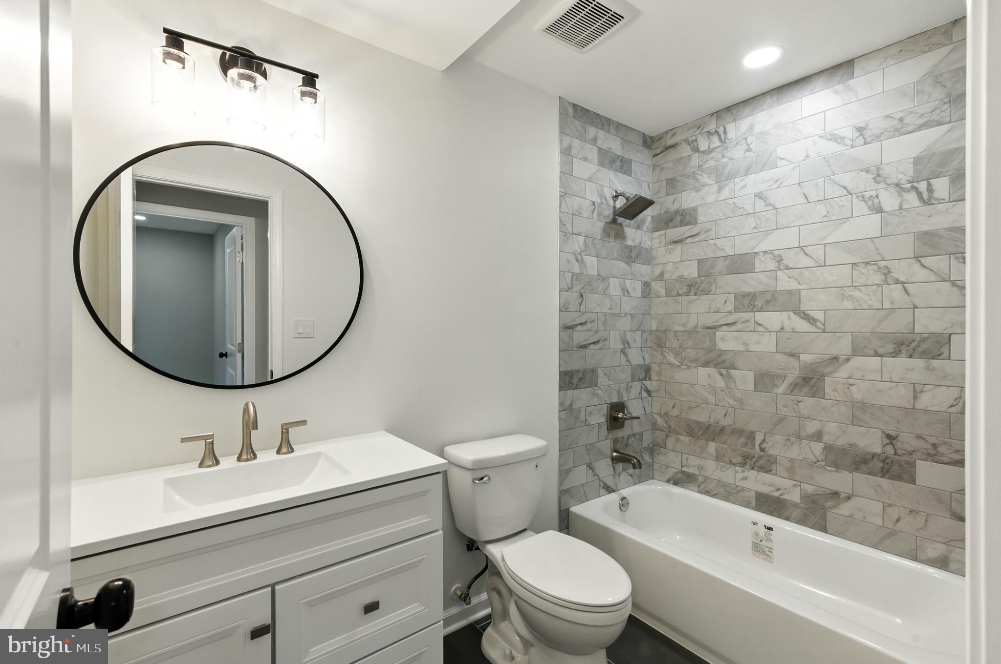 Real estate listing preview #15