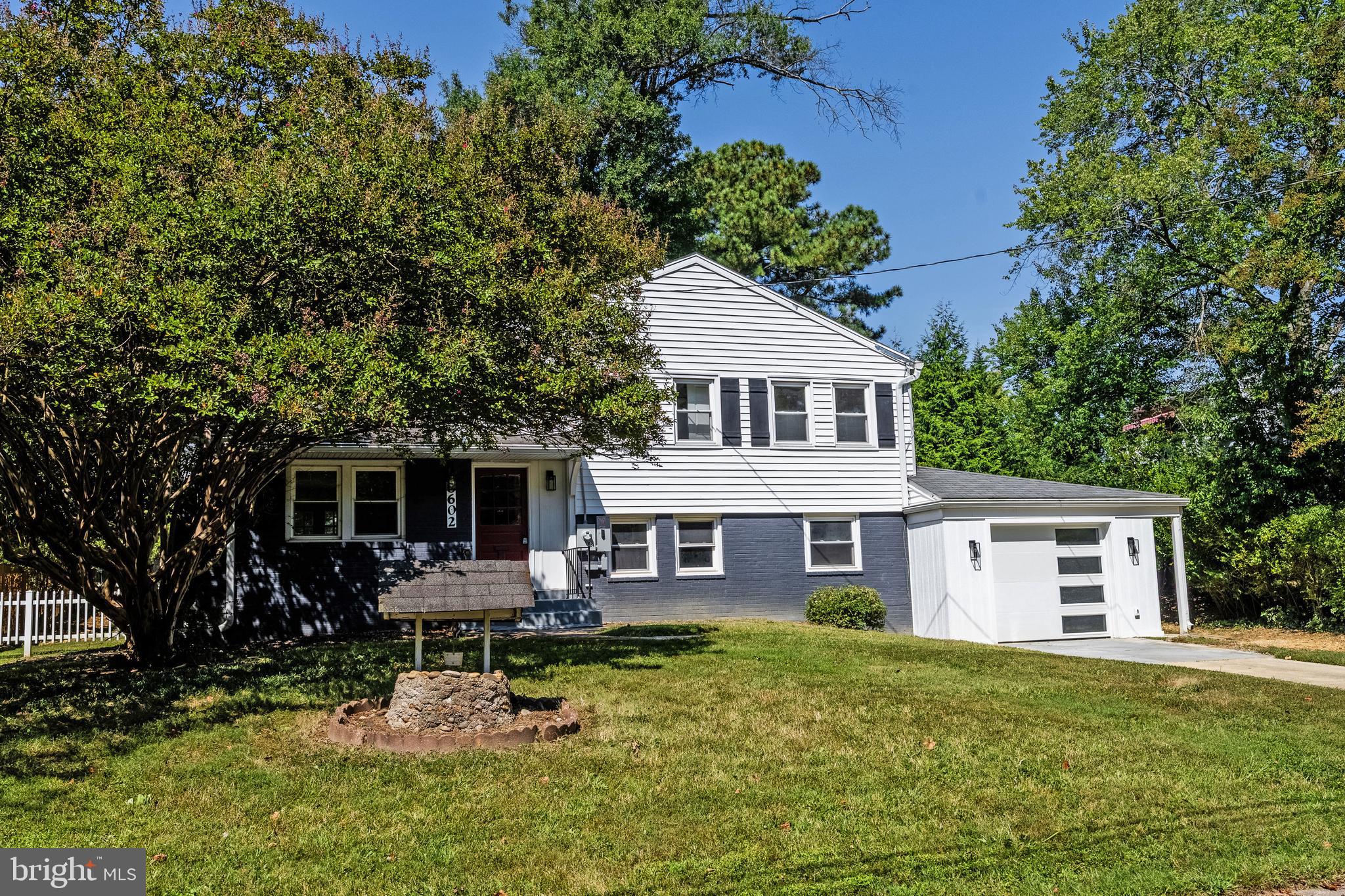 Real estate listing preview #3