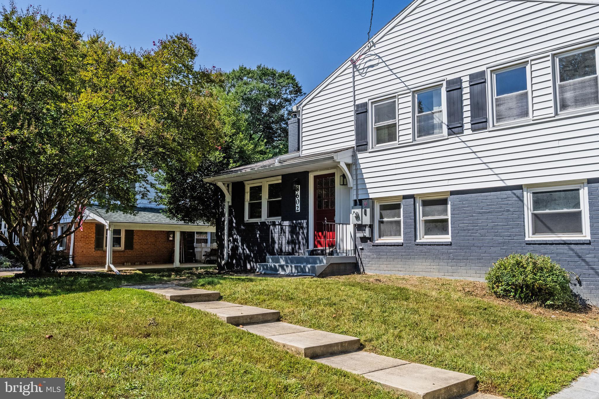 Real estate listing preview #4