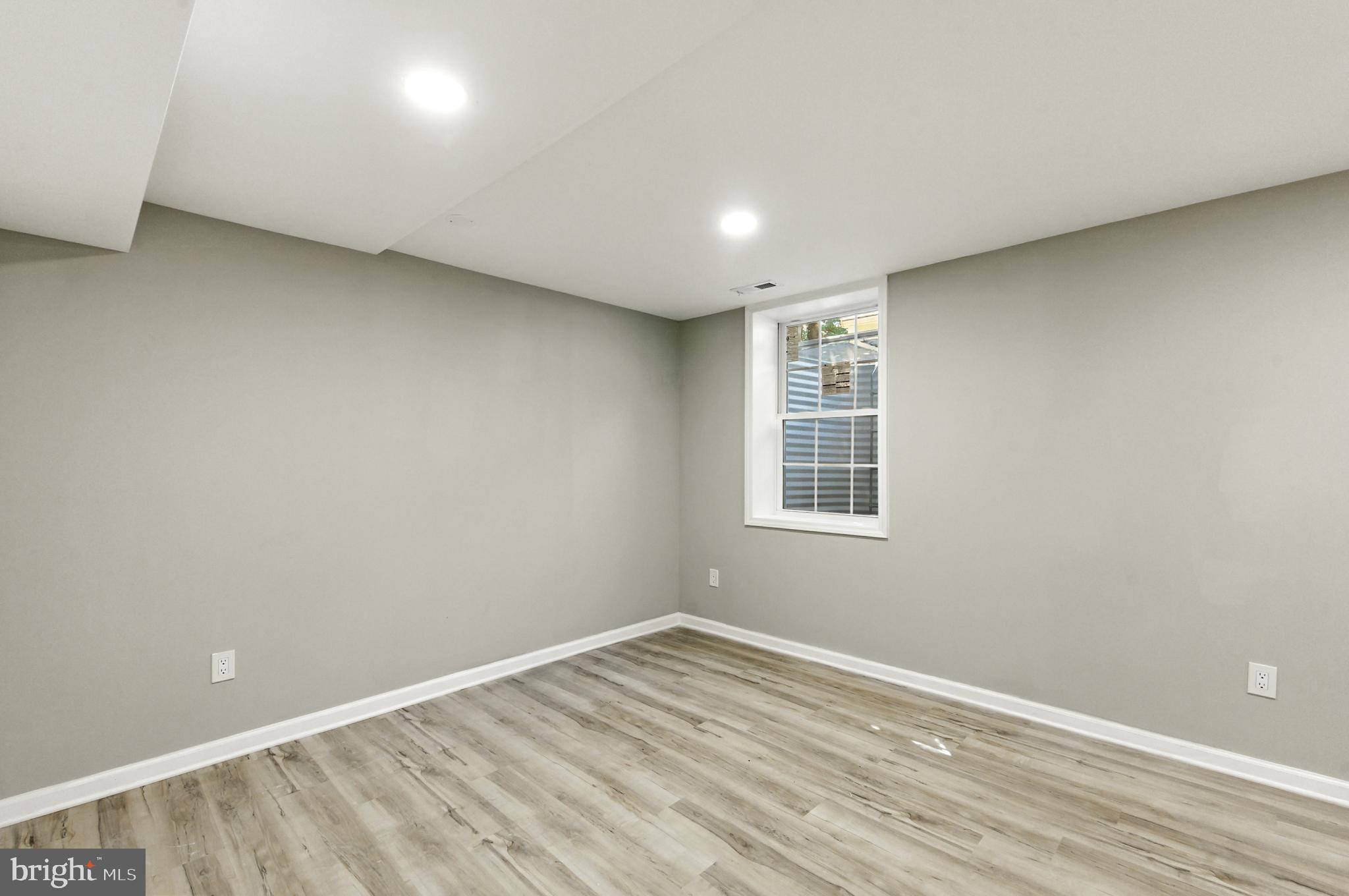 Real estate listing preview #36