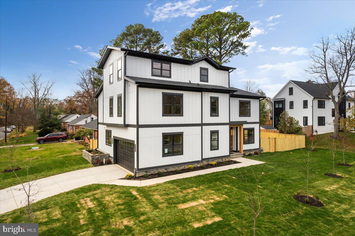 Real estate listing preview #3