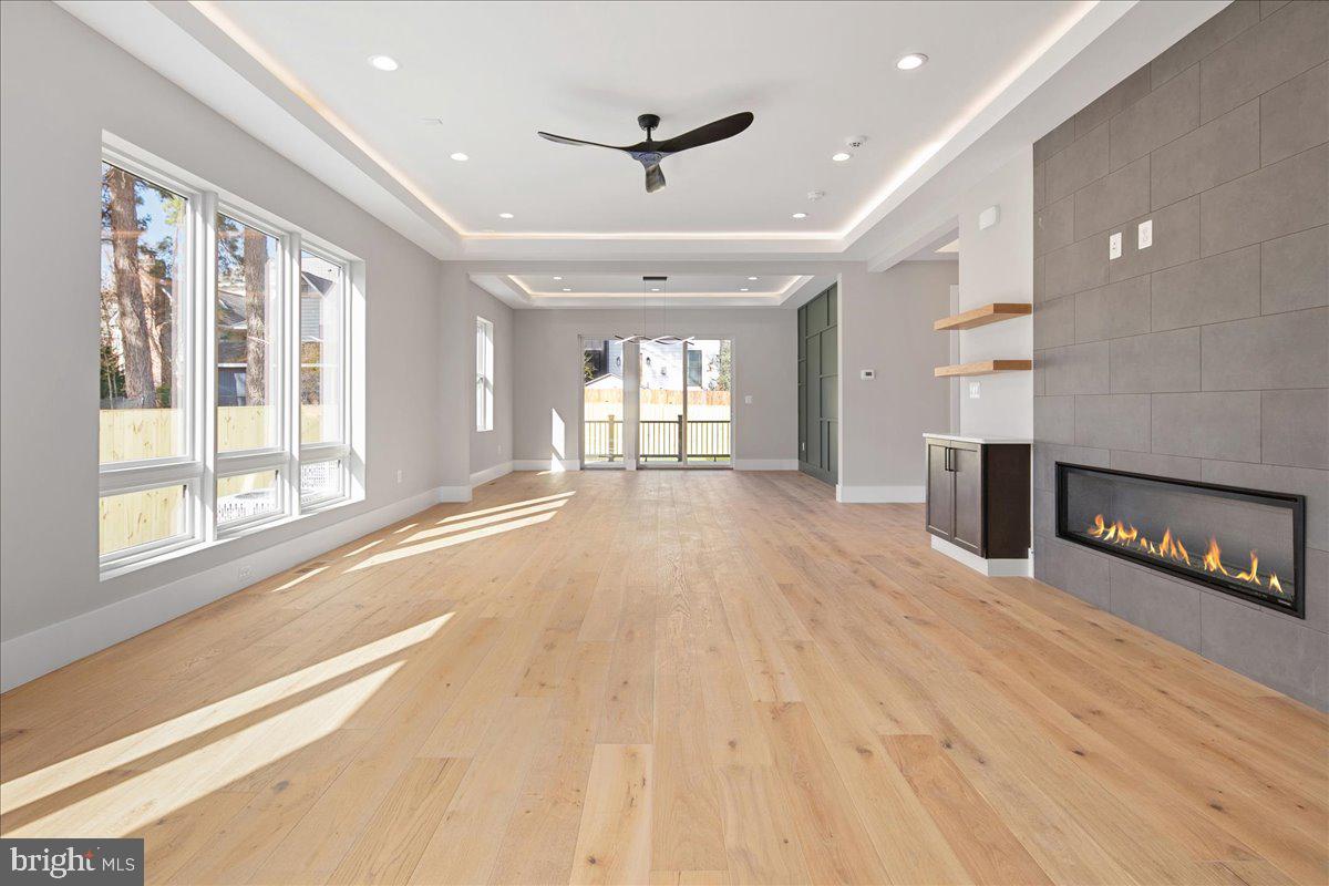 Real estate listing preview #12